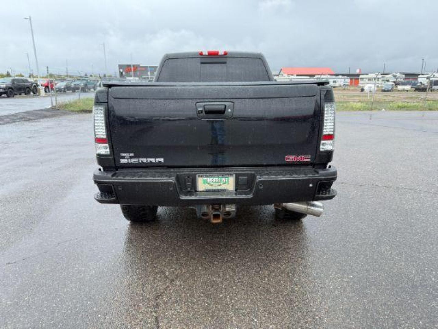 2013 Onyx Black /Ebony GMC Sierra 2500HD Denali (1GT125E89DF) with an Duramax 6.6L V-8 diesel direct injection engine, AUTOMATIC transmission, located at 1235 N Woodruff Ave., Idaho Falls, 83401, (208) 523-1053, 43.507172, -112.000488 - At Timberline Auto, finding a great deal on your next vehicle is always easy! Our experienced sales staff's goal is to help find you the right vehicle at the right price! Our knowledgeable finance department has options for almost any credit score. We offer extended service contract options to prote - Photo#3