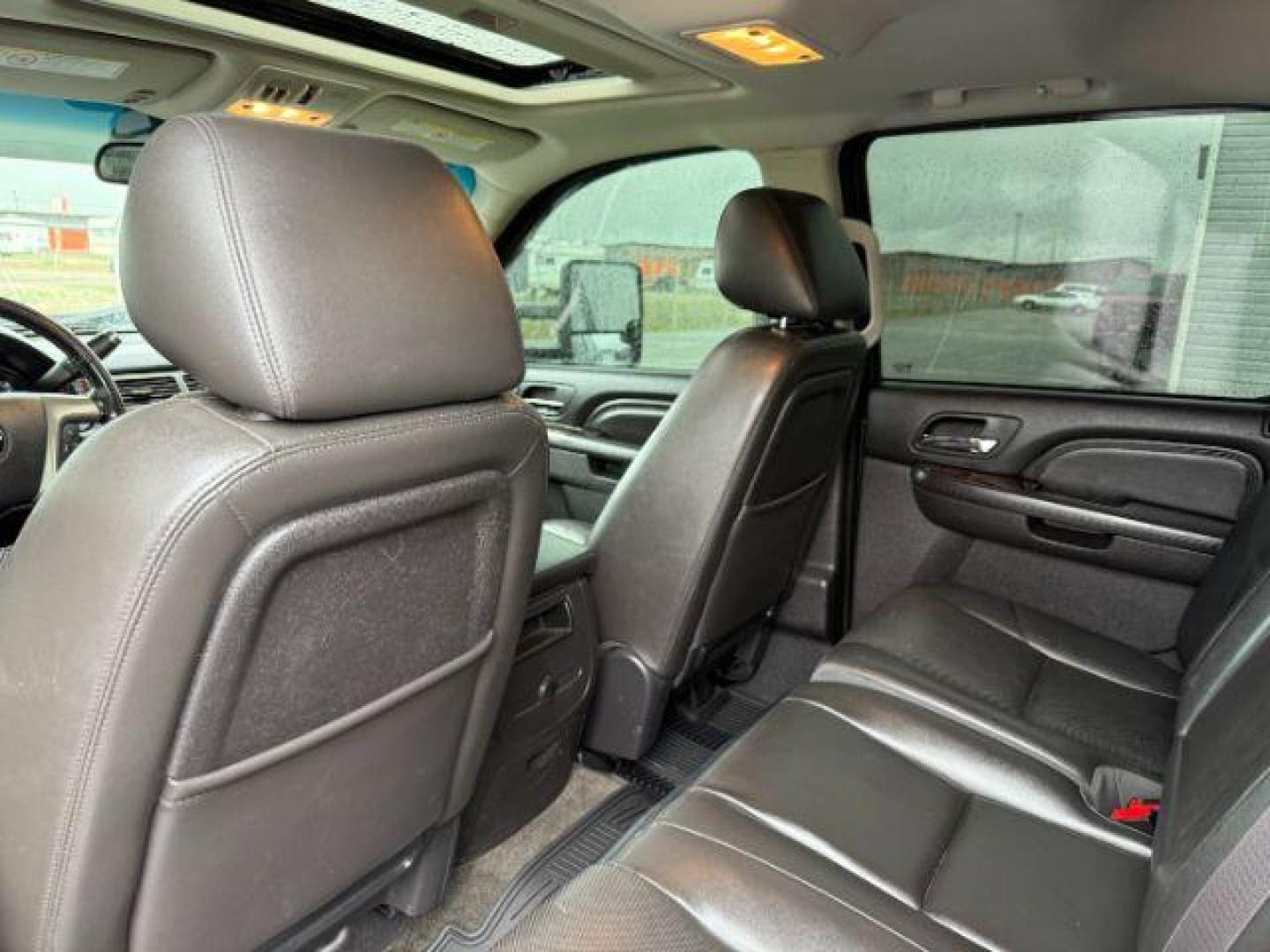 2013 Onyx Black /Ebony GMC Sierra 2500HD Denali (1GT125E89DF) with an Duramax 6.6L V-8 diesel direct injection engine, AUTOMATIC transmission, located at 1235 N Woodruff Ave., Idaho Falls, 83401, (208) 523-1053, 43.507172, -112.000488 - At Timberline Auto, finding a great deal on your next vehicle is always easy! Our experienced sales staff's goal is to help find you the right vehicle at the right price! Our knowledgeable finance department has options for almost any credit score. We offer extended service contract options to prote - Photo#21