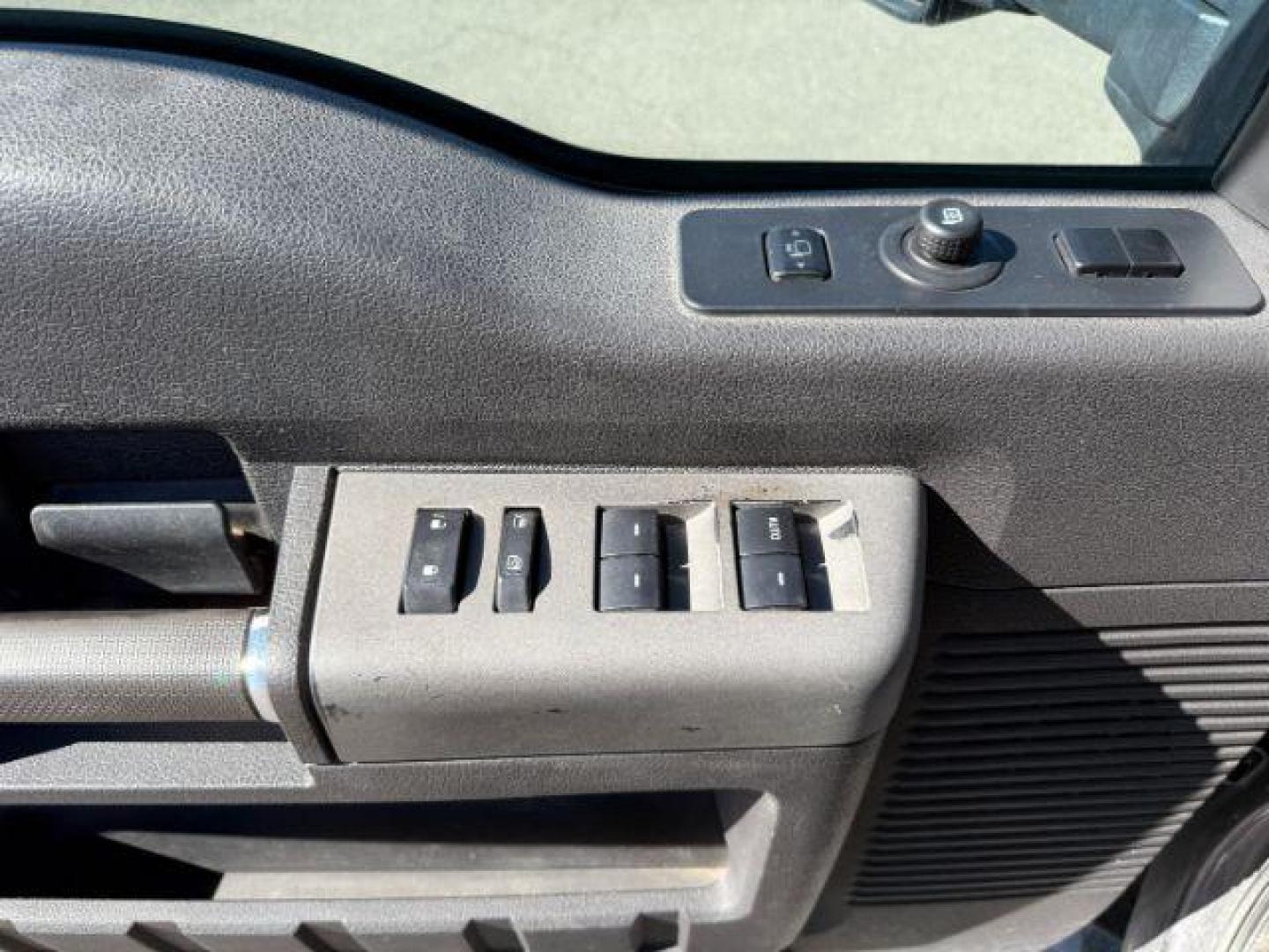 2012 GRAY /CLOTH Ford F-350 SD (1FT8W3BT1CE) with an 67L V8 OHV 16V DIESEL engine, Automatic transmission, located at 1175 N Woodruff Ave, Idaho Falls, ID, 83401, 43.506901, -111.999657 - At Timberline Auto, finding a great deal on your next vehicle is always easy! Our experienced sales staff's goal is to help find you the right vehicle at the right price! Our knowledgeable finance department has options for almost any credit score. We offer extended service contract options to prote - Photo#36