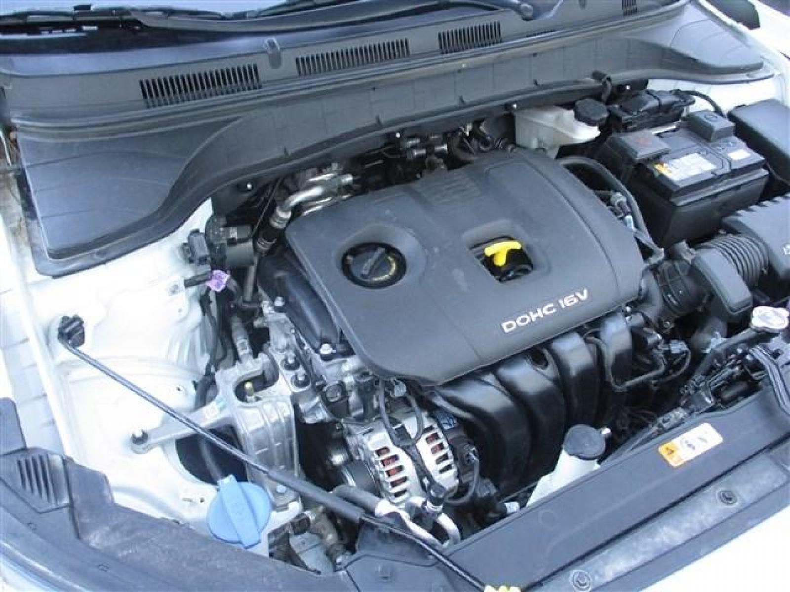 2020 WHITE /WHITE Hyundai Kona SEL AWD (KM8K2CAA7LU) with an 2.0L L4 DOHC 16V engine, 6-Speed Automatic transmission, located at 1235 N Woodruff Ave., Idaho Falls, 83401, (208) 523-1053, 43.507172, -112.000488 - Photo #37