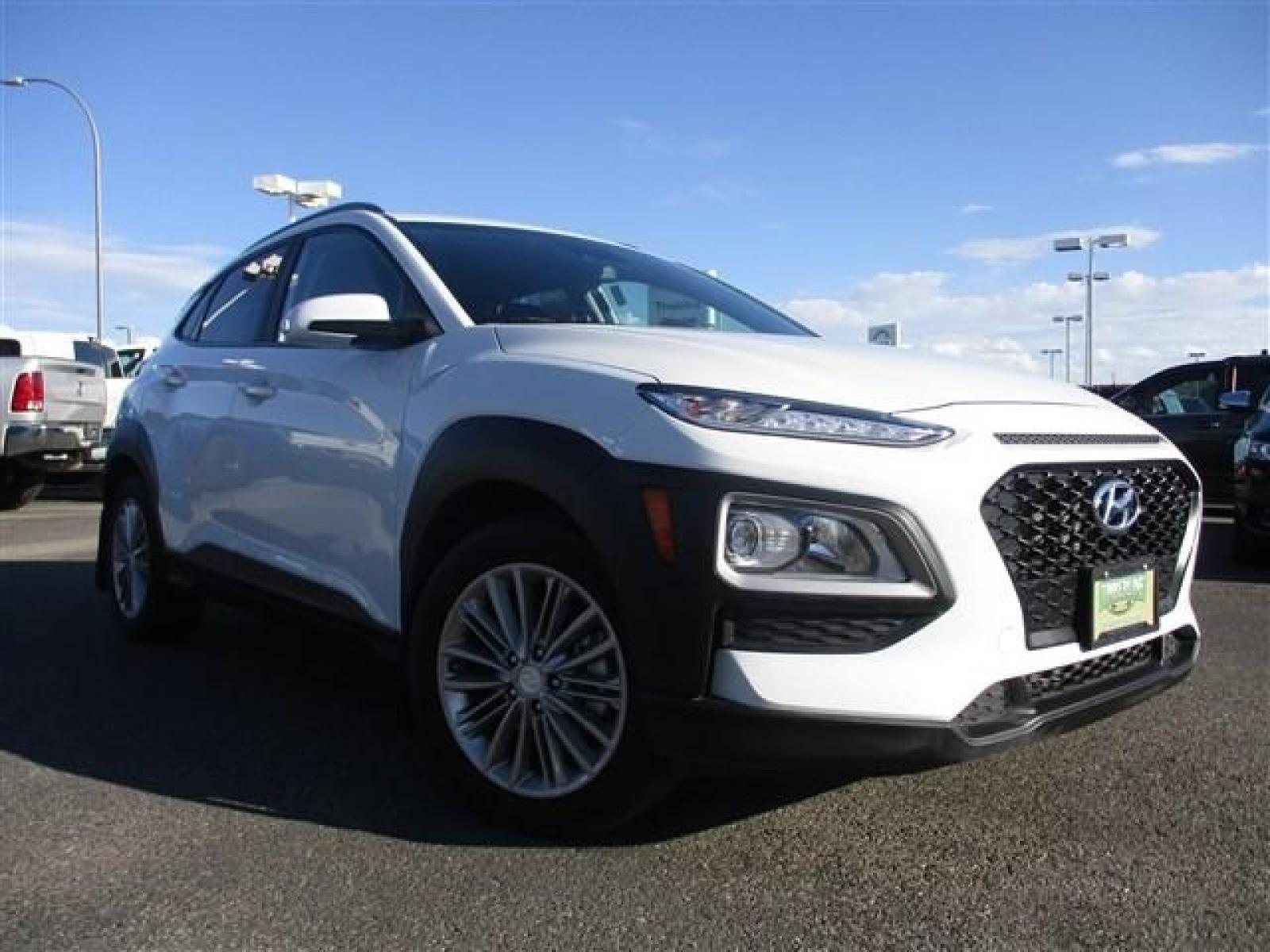 2020 WHITE /GREY HYUNDAI KONA SEL (KM8K2CAA7LU) with an 4 engine, Automatic transmission, located at 1580 E Lincoln Rd, Idaho Falls, ID, 83401, (208) 523-4000, 0.000000, 0.000000 - GREAT LITTLE AWD CAR HERE! LOW MILES! SMELLS NEW, LOOKS NEW, DRIVES NEW! Save the certified pre-owned pricing with this late model Kona. This is the non-turboed model. It has a normal automatic 6 speed transmission. Most cars of this size and year have the CVT transmission. This vehicle has heated c - Photo #7