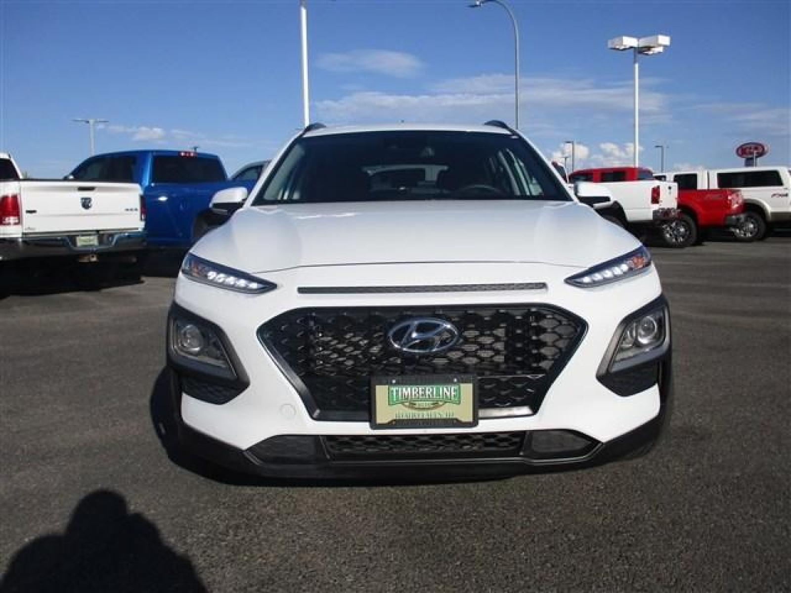 2020 WHITE /GREY HYUNDAI KONA SEL (KM8K2CAA7LU) with an 4 engine, Automatic transmission, located at 1580 E Lincoln Rd, Idaho Falls, ID, 83401, (208) 523-4000, 0.000000, 0.000000 - GREAT LITTLE AWD CAR HERE! LOW MILES! SMELLS NEW, LOOKS NEW, DRIVES NEW! Save the certified pre-owned pricing with this late model Kona. This is the non-turboed model. It has a normal automatic 6 speed transmission. Most cars of this size and year have the CVT transmission. This vehicle has heated c - Photo #8