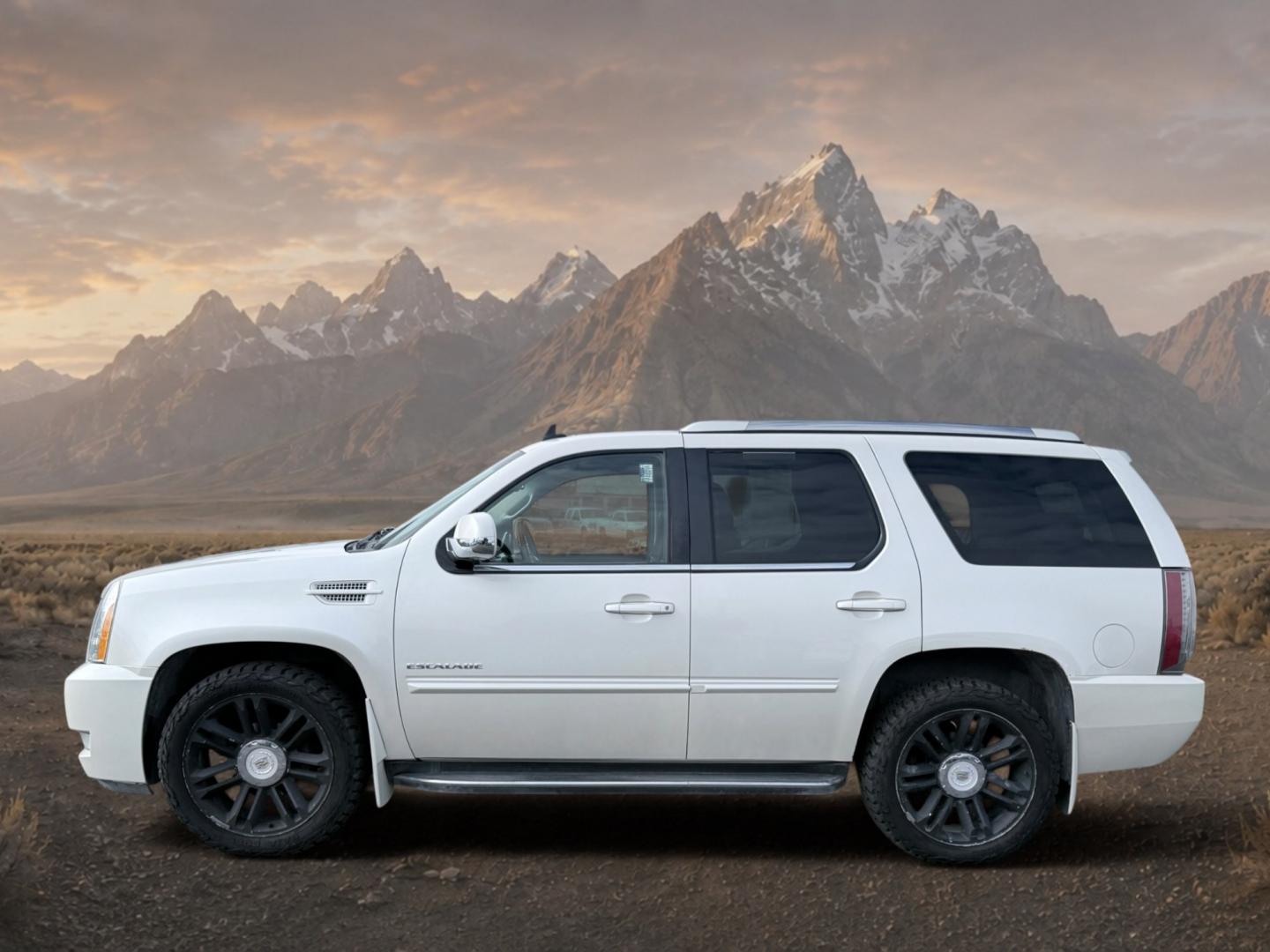 2012 White Diamond Tricoat /Ebony/Ebony Accents Cadillac Escalade Luxury (1GYS4BEF2CR) with an V8, 6.2L engine, 6-Speed Automatic transmission, located at 1175 N Woodruff Ave, Idaho Falls, ID, 83401, 43.506901, -111.999657 - <b>Vehicle Details</b><br>Looking for a luxury SUV with commanding presence, premium comfort, and serious capability? This 2012 Cadillac Escalade Luxury 4WD in Idaho Falls, ID delivers it all. Powered by a strong V8 6.2L Gasoline/E85 engine, this Cadillac Escalade is built for confident performance- Photo#1