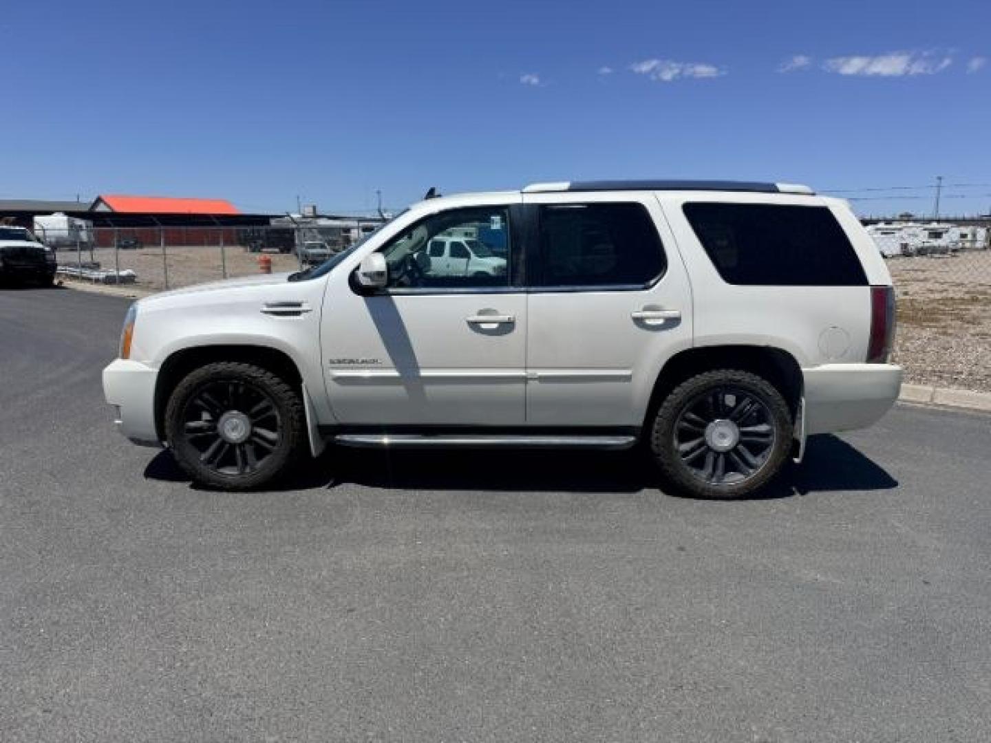 2012 WHITE /Ebony Leather Interior Cadillac Escalade (1GYS4BEF2CR) with an 62L V8 OHV 16V FFV engine, Automatic transmission, located at 1175 N Woodruff Ave, Idaho Falls, ID, 83401, 43.506901, -111.999657 - At Timberline Auto, finding a great deal on your next vehicle is always easy! Our experienced sales staff goal is to help find you the right vehicle at the right price! Our knowledgeable finance department has options for almost any credit score. We offer extended service contract options to prot- Photo#1