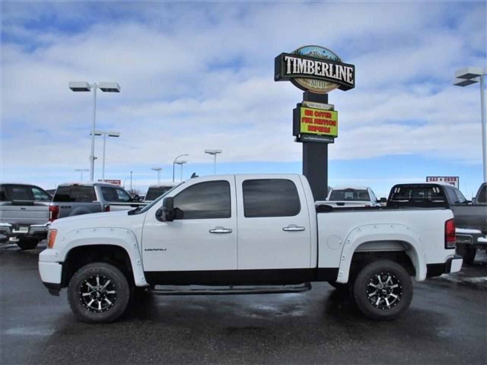 2012 WHITE /WHITE GMC Sierra 1500 Denali Crew Cab 4WD (3GTP2XE29CG) with an 6.2L V8 OHV 16V FFV engine, 6-Speed Automatic transmission, located at 1235 N Woodruff Ave., Idaho Falls, 83401, (208) 523-1053, 43.507172, -112.000488 - Photo #2