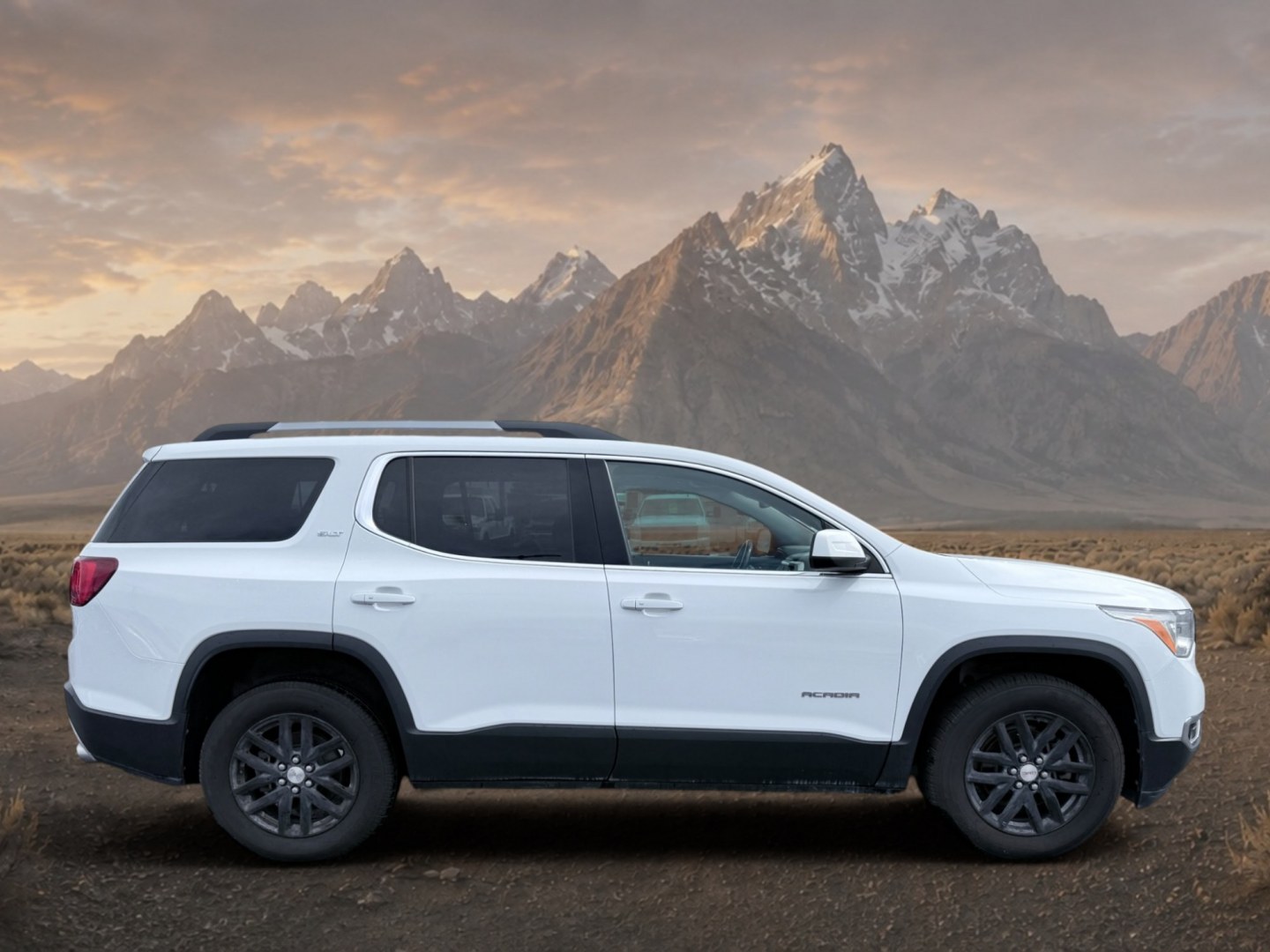 2019 Summit White /Jet Black GMC Acadia SLT (1GKKNULS3KZ) with an V6, 3.6L engine, 6-speed automatic transmission, located at 1175 N Woodruff Ave, Idaho Falls, ID, 83401, 43.506901, -111.999657 - <b>Vehicle Details</b><br>Discover the confidence and versatility of this 2019 GMC Acadia SLT1 with AWD, now available in Idaho Falls, ID. Powered by a strong V6 3.6L gasoline engine, this midsize SUV delivers confident performance, smooth acceleration, and the capability you want for Idaho roads in- Photo#5