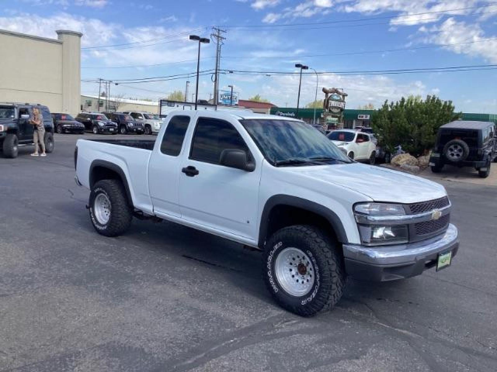 2008 Summit White /Medium Pewter Cloth Interior Chevrolet Colorado Work Truck Ext. Cab 4WD (1GCDT19E888) with an 3.7L L5 DOHC 20V engine, 4-Speed Automatic transmission, located at 1235 N Woodruff Ave., Idaho Falls, 83401, (208) 523-1053, 43.507172, -112.000488 - Photo #6