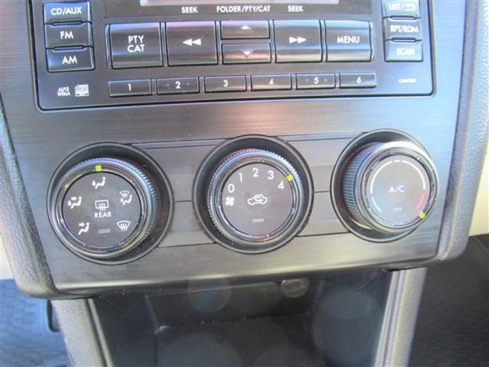 2014 WHITE /WHITE Subaru XV Crosstrek 2.0 Limited (JF2GPACC9E9) with an 2.0L L4 DOHC 16V engine, 5-Speed Manual transmission, located at 1235 N Woodruff Ave., Idaho Falls, 83401, (208) 523-1053, 43.507172, -112.000488 - Photo #16