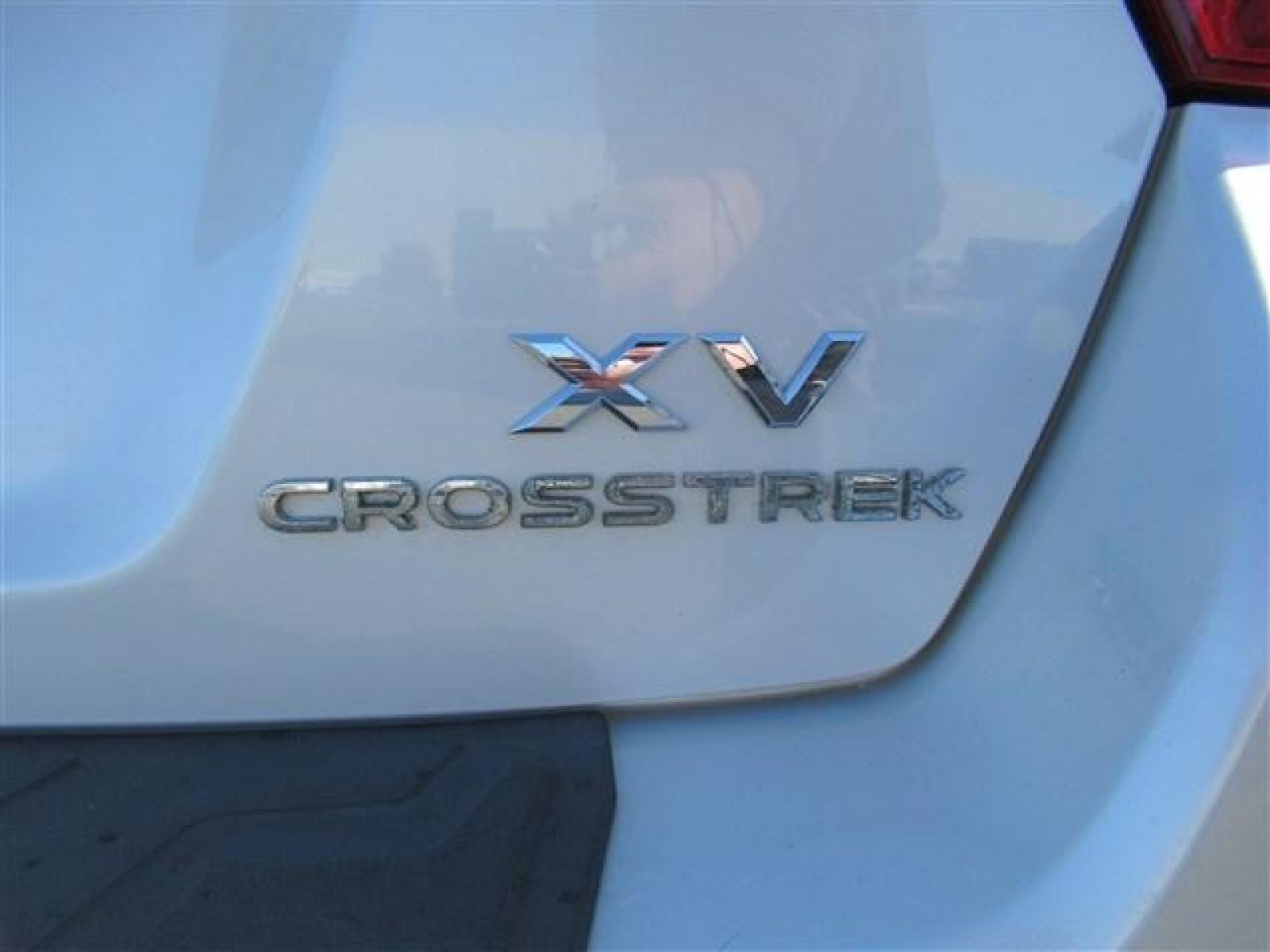 2014 WHITE /WHITE Subaru XV Crosstrek 2.0 Limited (JF2GPACC9E9) with an 2.0L L4 DOHC 16V engine, 5-Speed Manual transmission, located at 1235 N Woodruff Ave., Idaho Falls, 83401, (208) 523-1053, 43.507172, -112.000488 - Photo #26