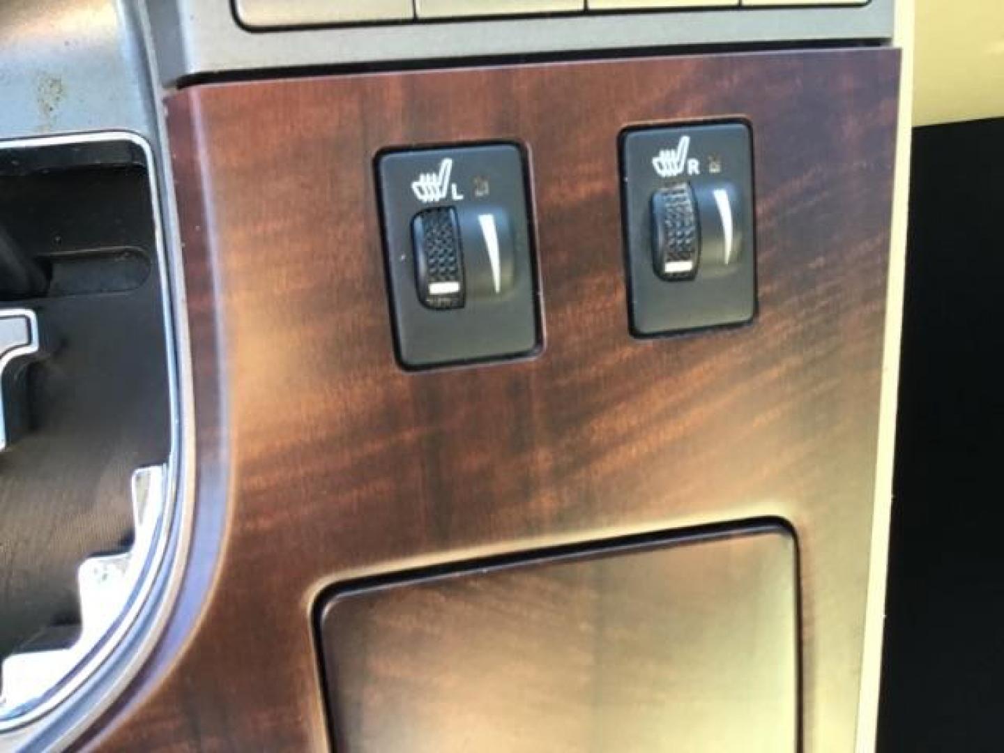 2010 Sunset Bronze Mica /Ivory Leather Interior Toyota Venza 4X2 V6 (4T3ZK3BB3AU) with an 3.5L V6 DOHC 24V engine, 6-Speed Automatic transmission, located at 1235 N Woodruff Ave., Idaho Falls, 83401, (208) 523-1053, 43.507172, -112.000488 - Photo#13