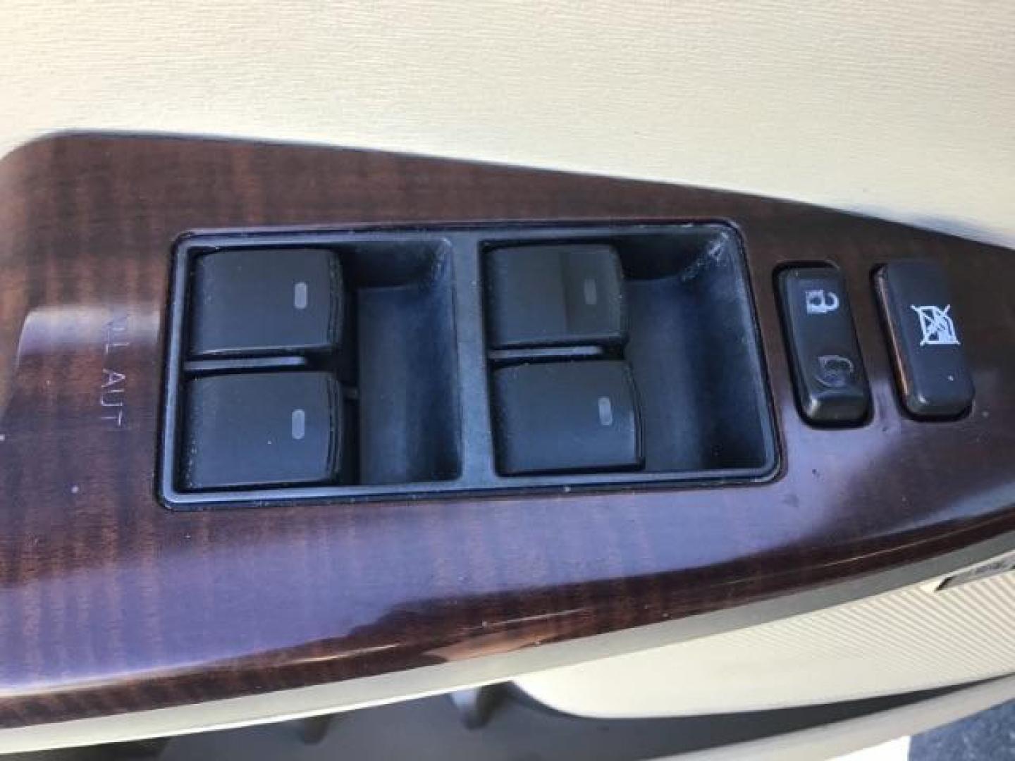 2010 Sunset Bronze Mica /Ivory Leather Interior Toyota Venza 4X2 V6 (4T3ZK3BB3AU) with an 3.5L V6 DOHC 24V engine, 6-Speed Automatic transmission, located at 1235 N Woodruff Ave., Idaho Falls, 83401, (208) 523-1053, 43.507172, -112.000488 - Photo#22