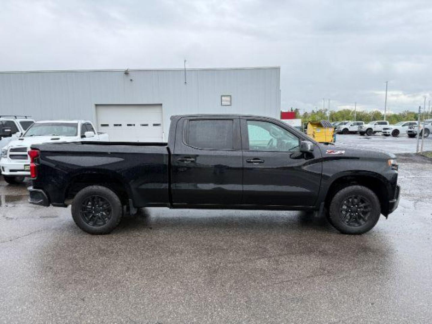 2020 BLACK /LEATHER Chevrolet Silverado 1500 RST Crew Cab 4WD (1GCUYEEL3LZ) with an 6.2 engine, AUTOMATIC transmission, located at 1235 N Woodruff Ave., Idaho Falls, 83401, (208) 523-1053, 43.507172, -112.000488 - At Timberline Auto, finding a great deal on your next vehicle is always easy! Our experienced sales staff's goal is to help find you the right vehicle at the right price! Our knowledgeable finance department has options for almost any credit score. We offer extended service contract options to prote - Photo#7