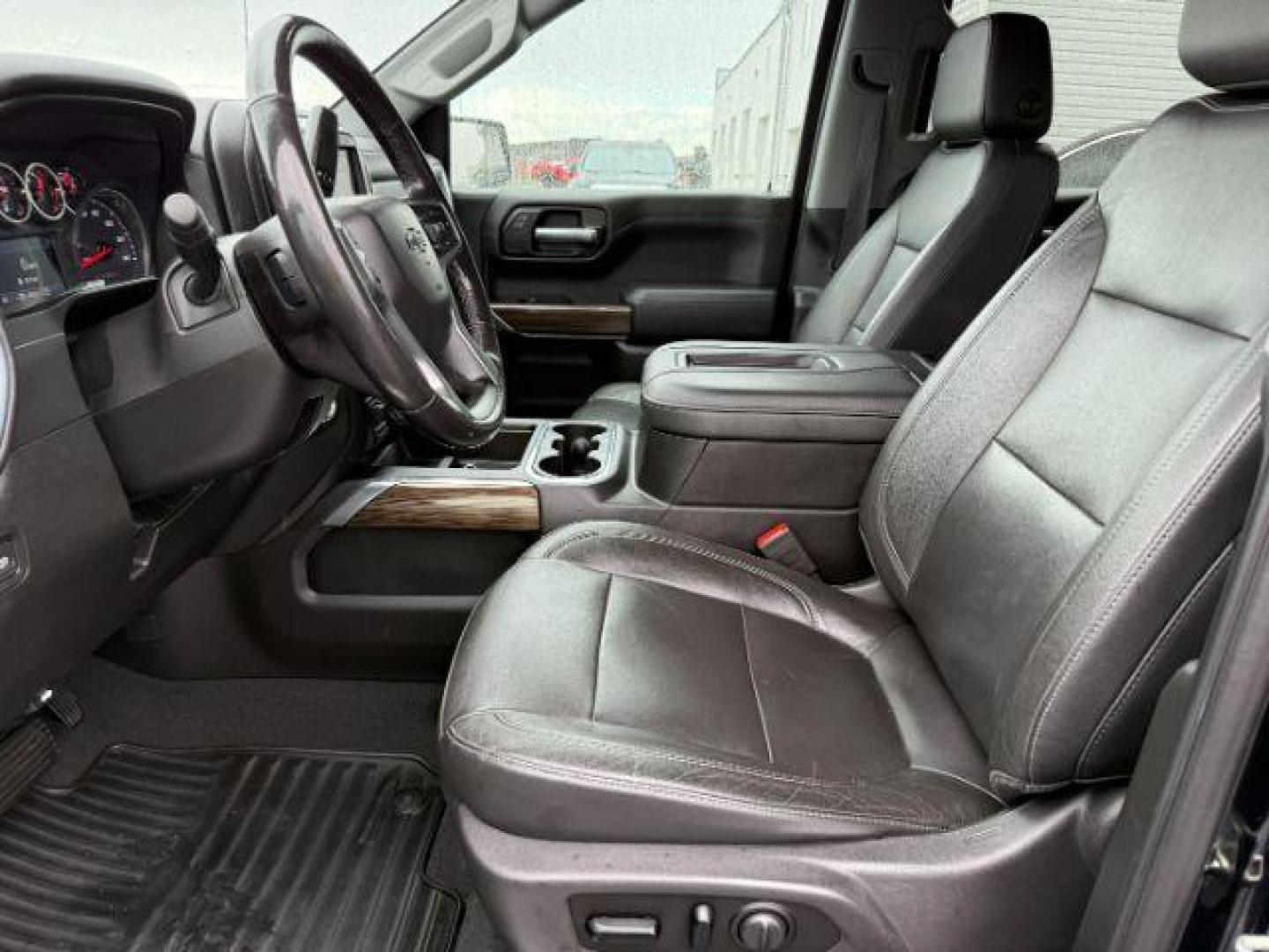 2020 BLACK /LEATHER Chevrolet Silverado 1500 RST Crew Cab 4WD (1GCUYEEL3LZ) with an 6.2 engine, AUTOMATIC transmission, located at 1235 N Woodruff Ave., Idaho Falls, 83401, (208) 523-1053, 43.507172, -112.000488 - At Timberline Auto, finding a great deal on your next vehicle is always easy! Our experienced sales staff's goal is to help find you the right vehicle at the right price! Our knowledgeable finance department has options for almost any credit score. We offer extended service contract options to prote - Photo#11