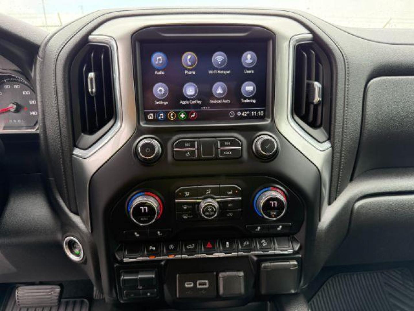 2020 BLACK /LEATHER Chevrolet Silverado 1500 RST Crew Cab 4WD (1GCUYEEL3LZ) with an 6.2 engine, AUTOMATIC transmission, located at 1235 N Woodruff Ave., Idaho Falls, 83401, (208) 523-1053, 43.507172, -112.000488 - At Timberline Auto, finding a great deal on your next vehicle is always easy! Our experienced sales staff's goal is to help find you the right vehicle at the right price! Our knowledgeable finance department has options for almost any credit score. We offer extended service contract options to prote - Photo#14