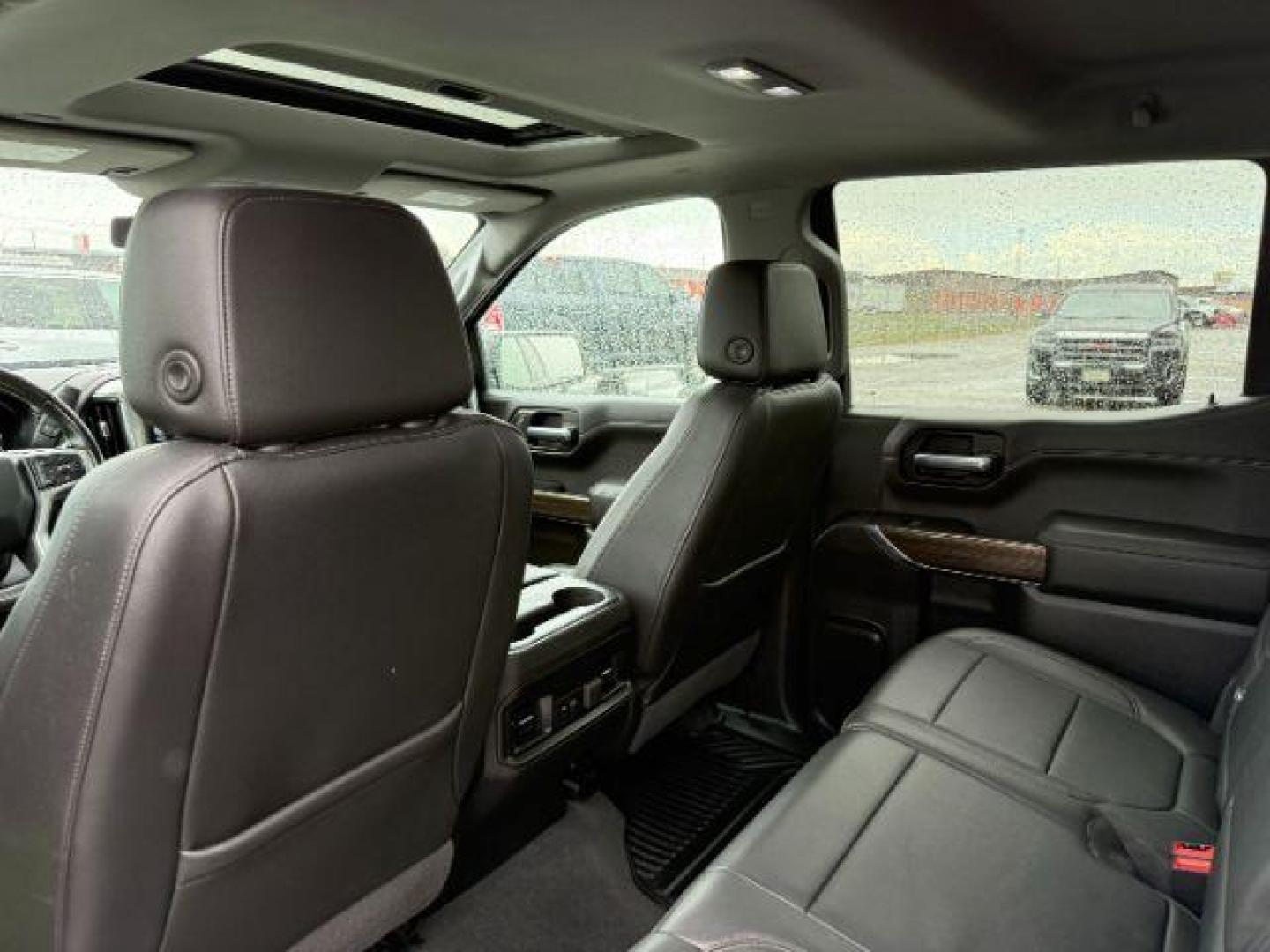 2020 BLACK /LEATHER Chevrolet Silverado 1500 RST Crew Cab 4WD (1GCUYEEL3LZ) with an 6.2 engine, AUTOMATIC transmission, located at 1235 N Woodruff Ave., Idaho Falls, 83401, (208) 523-1053, 43.507172, -112.000488 - At Timberline Auto, finding a great deal on your next vehicle is always easy! Our experienced sales staff's goal is to help find you the right vehicle at the right price! Our knowledgeable finance department has options for almost any credit score. We offer extended service contract options to prote - Photo#21