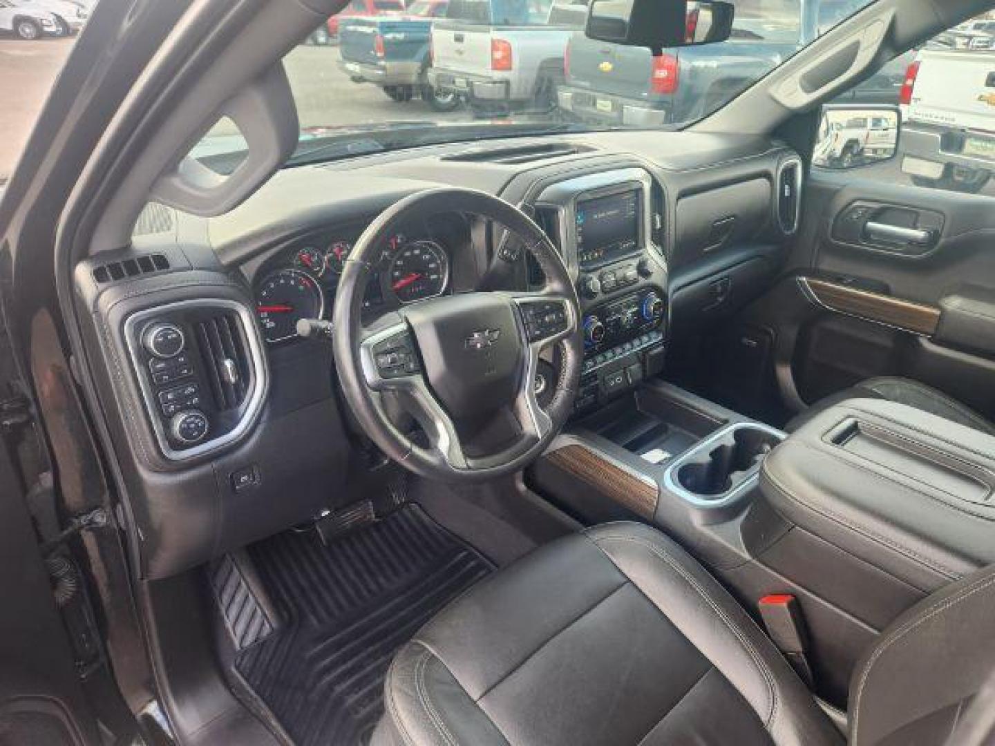 2020 Black /Jet Black, leather Chevrolet Silverado 1500 RST Crew Cab 4WD (1GCUYEEL3LZ) with an 6.2L V8 OHV 16V engine, Automatic transmission, located at 1235 N Woodruff Ave., Idaho Falls, 83401, (208) 523-1053, 43.507172, -112.000488 - 6.2L V8 Chevy half ton crew cab with a 6.5 foot bed. Low miles, black leather interior. This truck is in great condition inside and out! It is completely stock with zero modifications. This pick up is a must see! Come in today and check it out! **At timberline Auto it is always easy to find a great - Photo#13