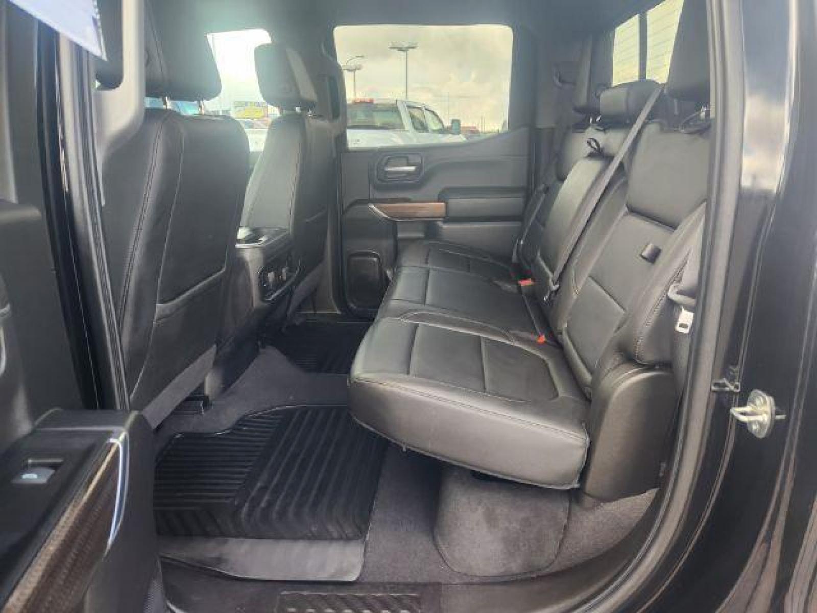 2020 Black /Jet Black, leather Chevrolet Silverado 1500 RST Crew Cab 4WD (1GCUYEEL3LZ) with an 6.2L V8 OHV 16V engine, Automatic transmission, located at 1235 N Woodruff Ave., Idaho Falls, 83401, (208) 523-1053, 43.507172, -112.000488 - Photo #15