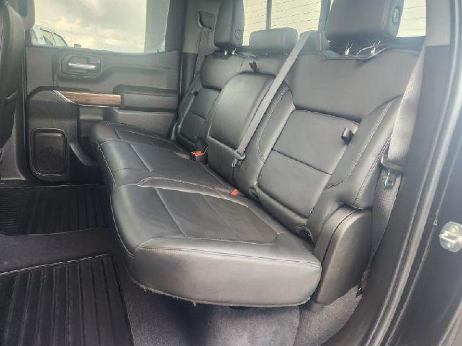2020 Black /Jet Black, leather Chevrolet Silverado 1500 RST Crew Cab 4WD (1GCUYEEL3LZ) with an 6.2L V8 OHV 16V engine, Automatic transmission, located at 1235 N Woodruff Ave., Idaho Falls, 83401, (208) 523-1053, 43.507172, -112.000488 - Photo #16