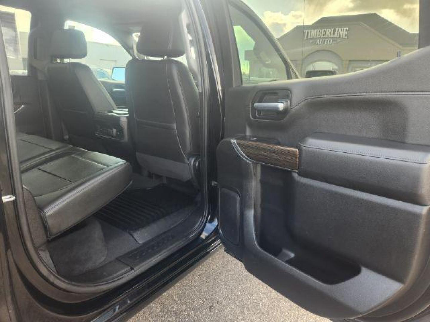 2020 Black /Jet Black, leather Chevrolet Silverado 1500 RST Crew Cab 4WD (1GCUYEEL3LZ) with an 6.2L V8 OHV 16V engine, Automatic transmission, located at 1235 N Woodruff Ave., Idaho Falls, 83401, (208) 523-1053, 43.507172, -112.000488 - 6.2L V8 Chevy half ton crew cab with a 6.5 foot bed. Low miles, black leather interior. This truck is in great condition inside and out! It is completely stock with zero modifications. This pick up is a must see! Come in today and check it out! **At timberline Auto it is always easy to find a great - Photo#17