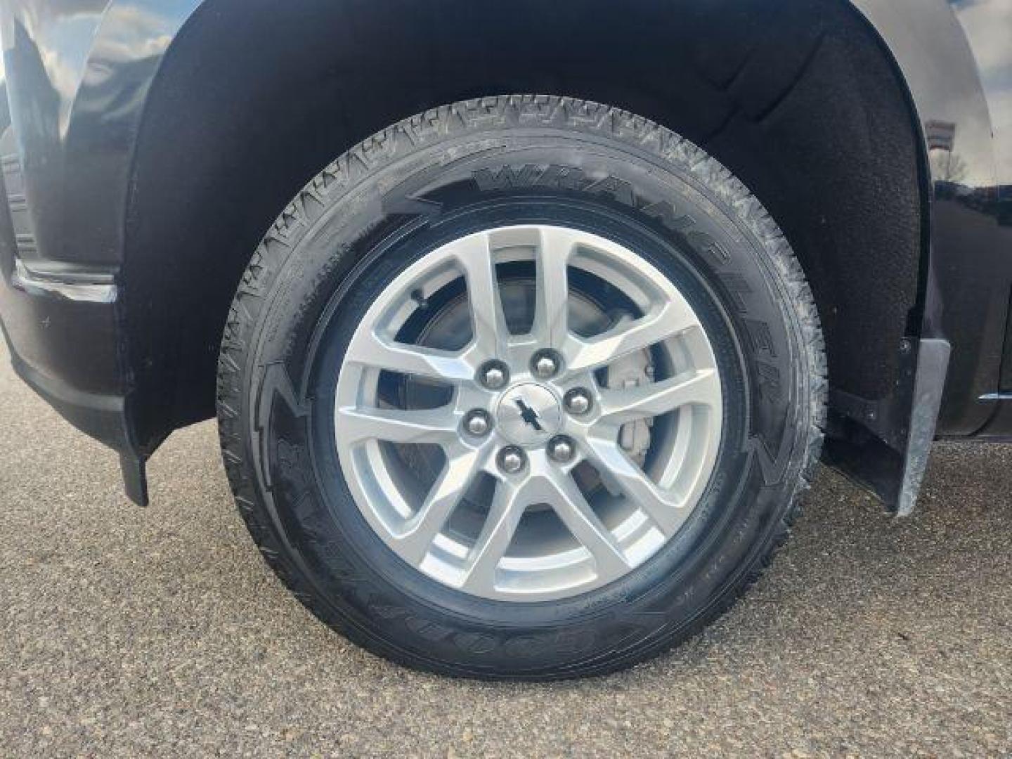 2020 Black /Jet Black, leather Chevrolet Silverado 1500 RST Crew Cab 4WD (1GCUYEEL3LZ) with an 6.2L V8 OHV 16V engine, Automatic transmission, located at 1235 N Woodruff Ave., Idaho Falls, 83401, (208) 523-1053, 43.507172, -112.000488 - 6.2L V8 Chevy half ton crew cab with a 6.5 foot bed. Low miles, black leather interior. This truck is in great condition inside and out! It is completely stock with zero modifications. This pick up is a must see! Come in today and check it out! **At timberline Auto it is always easy to find a great - Photo#24