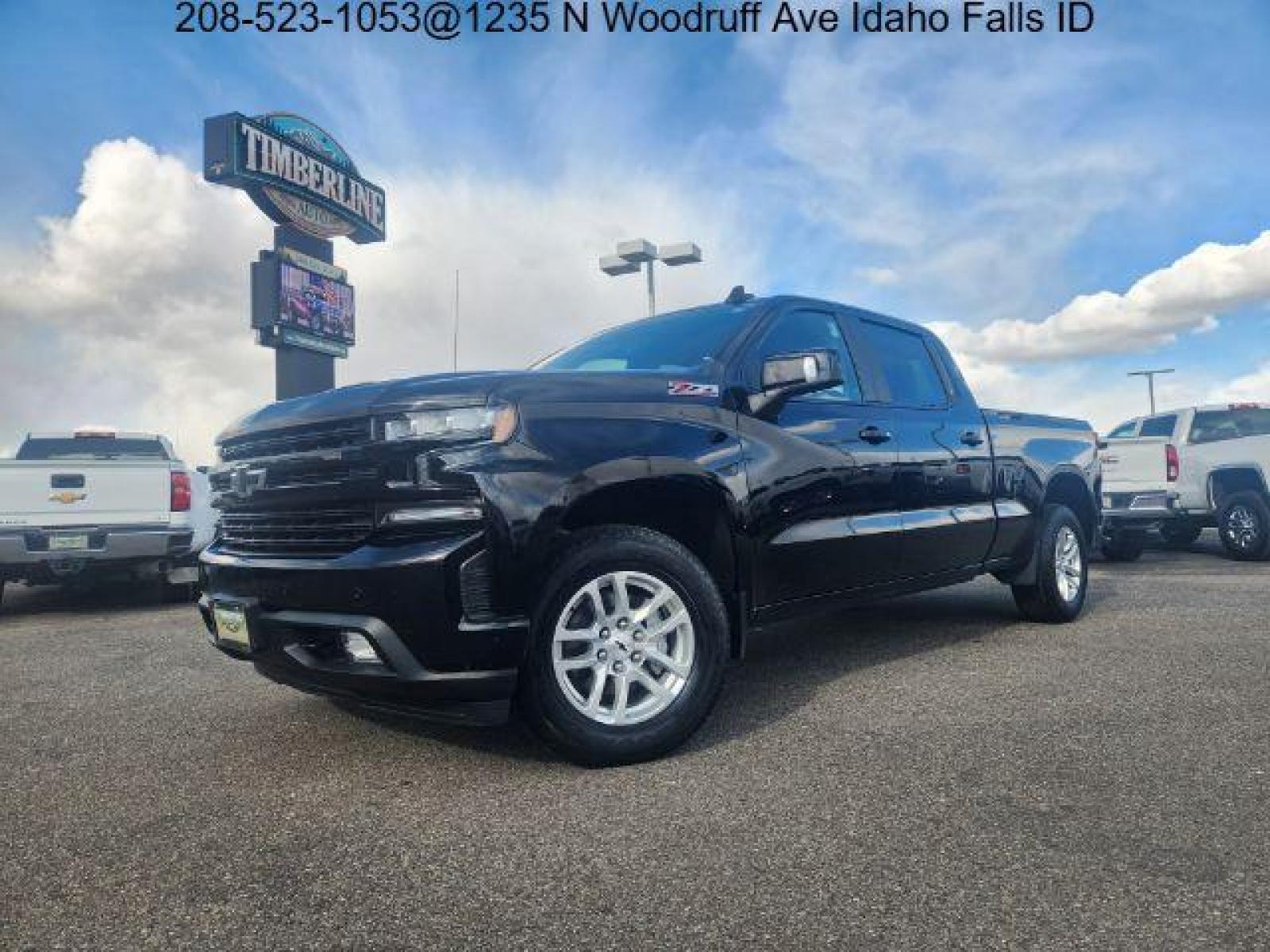 2020 Black /Jet Black, leather Chevrolet Silverado 1500 RST Crew Cab 4WD (1GCUYEEL3LZ) with an 6.2L V8 OHV 16V engine, Automatic transmission, located at 1235 N Woodruff Ave., Idaho Falls, 83401, (208) 523-1053, 43.507172, -112.000488 - 6.2L V8 Chevy half ton crew cab with a 6.5 foot bed. Low miles, black leather interior. This truck is in great condition inside and out! It is completely stock with zero modifications. This pick up is a must see! Come in today and check it out! At timberline Auto it is always easy to find a great d - Photo #0