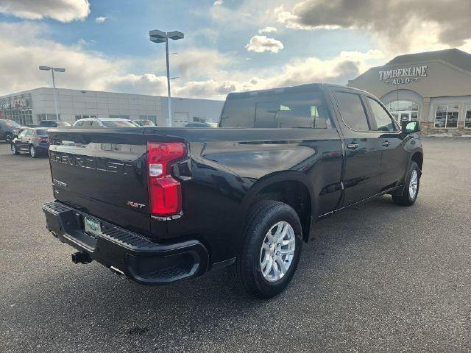 2020 Black /Jet Black, leather Chevrolet Silverado 1500 RST Crew Cab Long Box 4WD (1GCUYEEL3LZ) with an 6.2L V8 OHV 16V engine, Automatic transmission, located at 1235 N Woodruff Ave., Idaho Falls, 83401, (208) 523-1053, 43.507172, -112.000488 - These 6.2L V8 Chevy half tons with the crew cab and the 6.5ft bed are almost impossible to find! This truck is in amazing condition inside and out! It is completely stock with zero modifications. With such low miles this vehicle should last you a very long time! The black exterior is complimented by - Photo #5