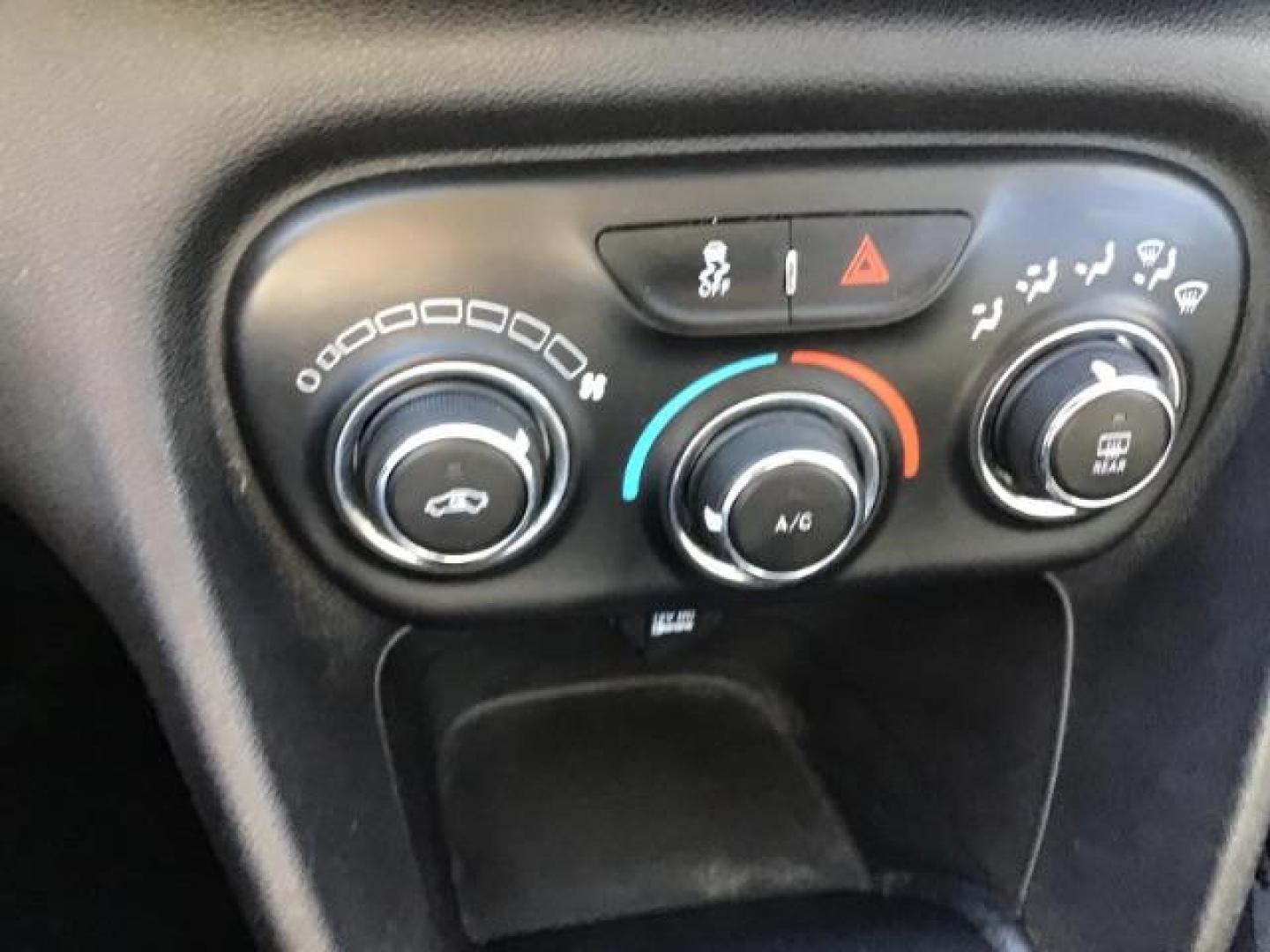 2016 SILVER /SILVER Dodge Dart SE (1C3CDFAA6GD) with an 2.0L L4 DOHC 16V TURBO engine, 6-Speed Automatic | 6-Speed Manual transmission, located at 1235 N Woodruff Ave., Idaho Falls, 83401, (208) 523-1053, 43.507172, -112.000488 - At Timberline Auto it is always easy to find a great deal on your next vehicle! Our experienced sales staff can help find the right vehicle will fit your needs. Our knowledgeable finance department has options for almost any credit score. We offer many warranty contract options to protect you new pr - Photo#11
