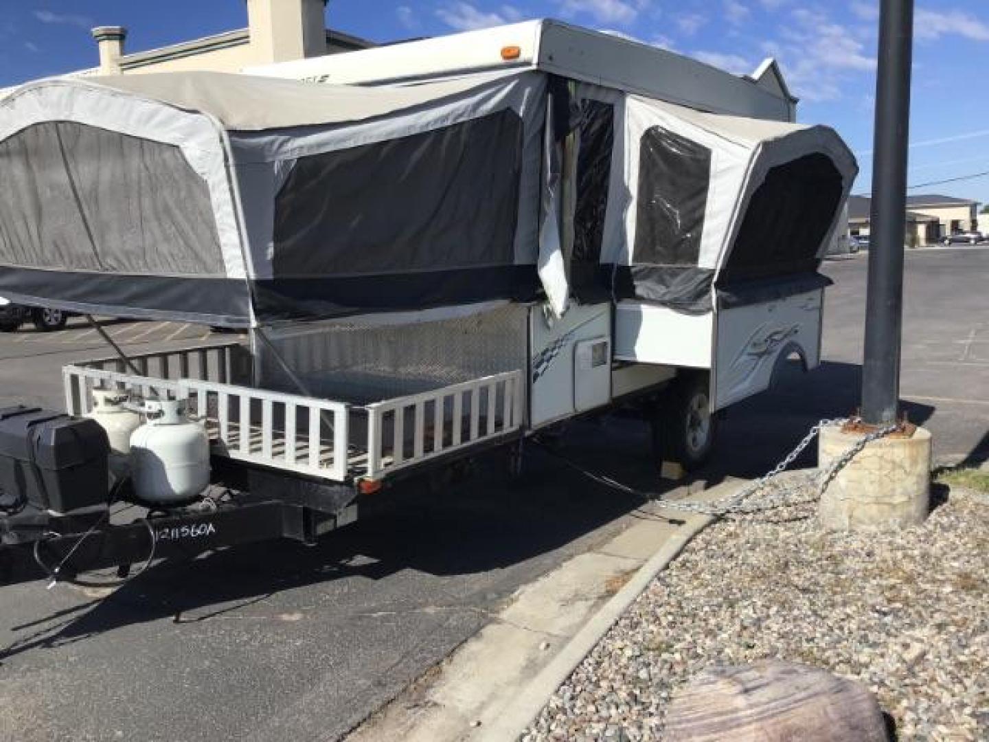 2008 WHITE Starcraft Unknown - (1SAAS01J081) , located at 1235 N Woodruff Ave., Idaho Falls, 83401, (208) 523-1053, 43.507172, -112.000488 - Photo#2
