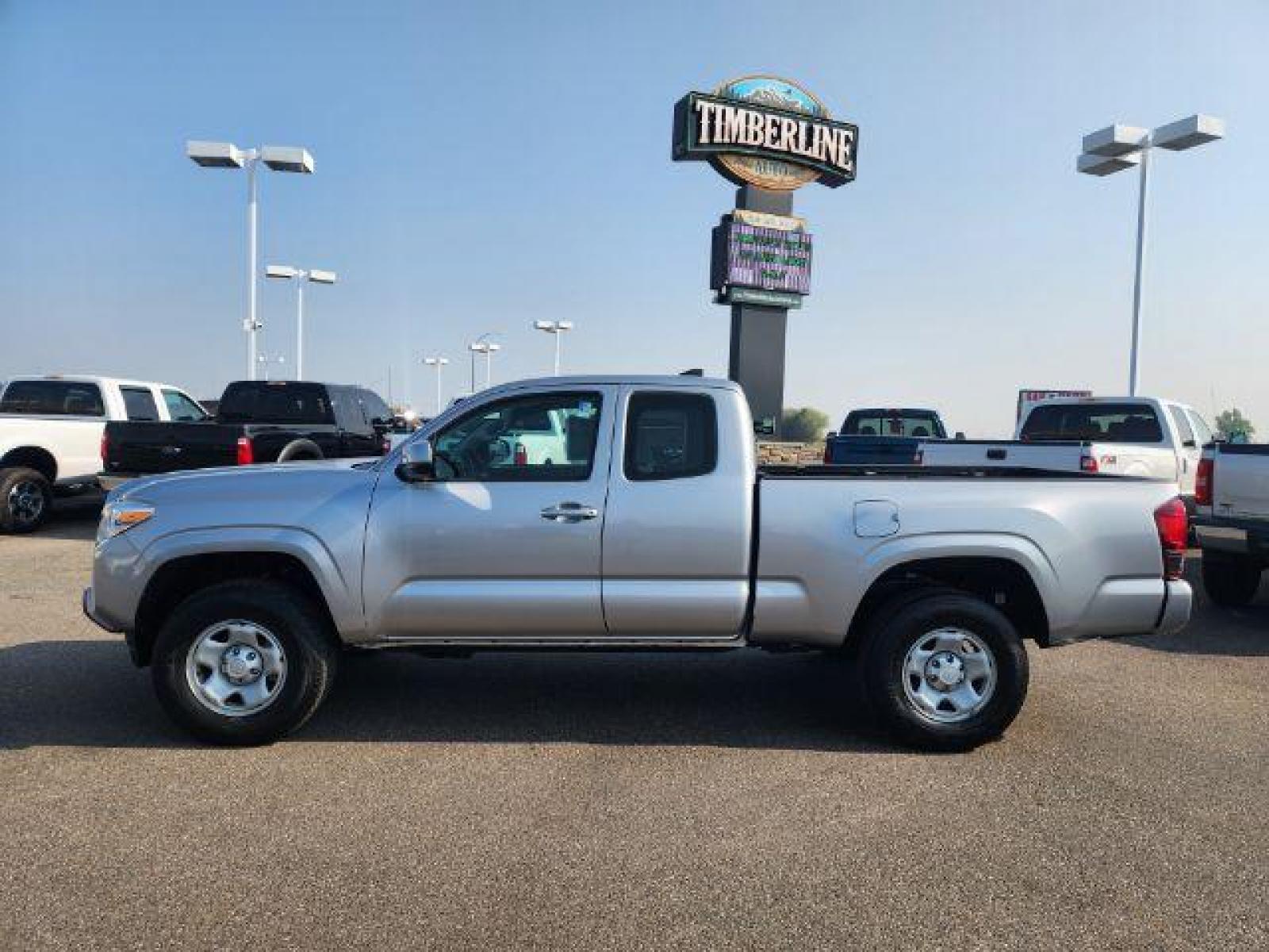 2018 Silver Sky Metallic /SILVER Toyota Tacoma SR5 Access Cab I4 6AT 4WD (5TFSX5EN9JX) with an 2.7L L4 DOHC 16V engine, 6-Speed Automatic transmission, located at 1235 N Woodruff Ave., Idaho Falls, 83401, (208) 523-1053, 43.507172, -112.000488 - The Toyota Tacoma is one of the most sought after and iconic vehicles ever manufactured and it's for many reasons! These mid-sized pickups have the versatility to hit the highways, the city streets, and most importantly, the smaller trails off road! It has the size and fuel efficiency of a smaller S - Photo #2