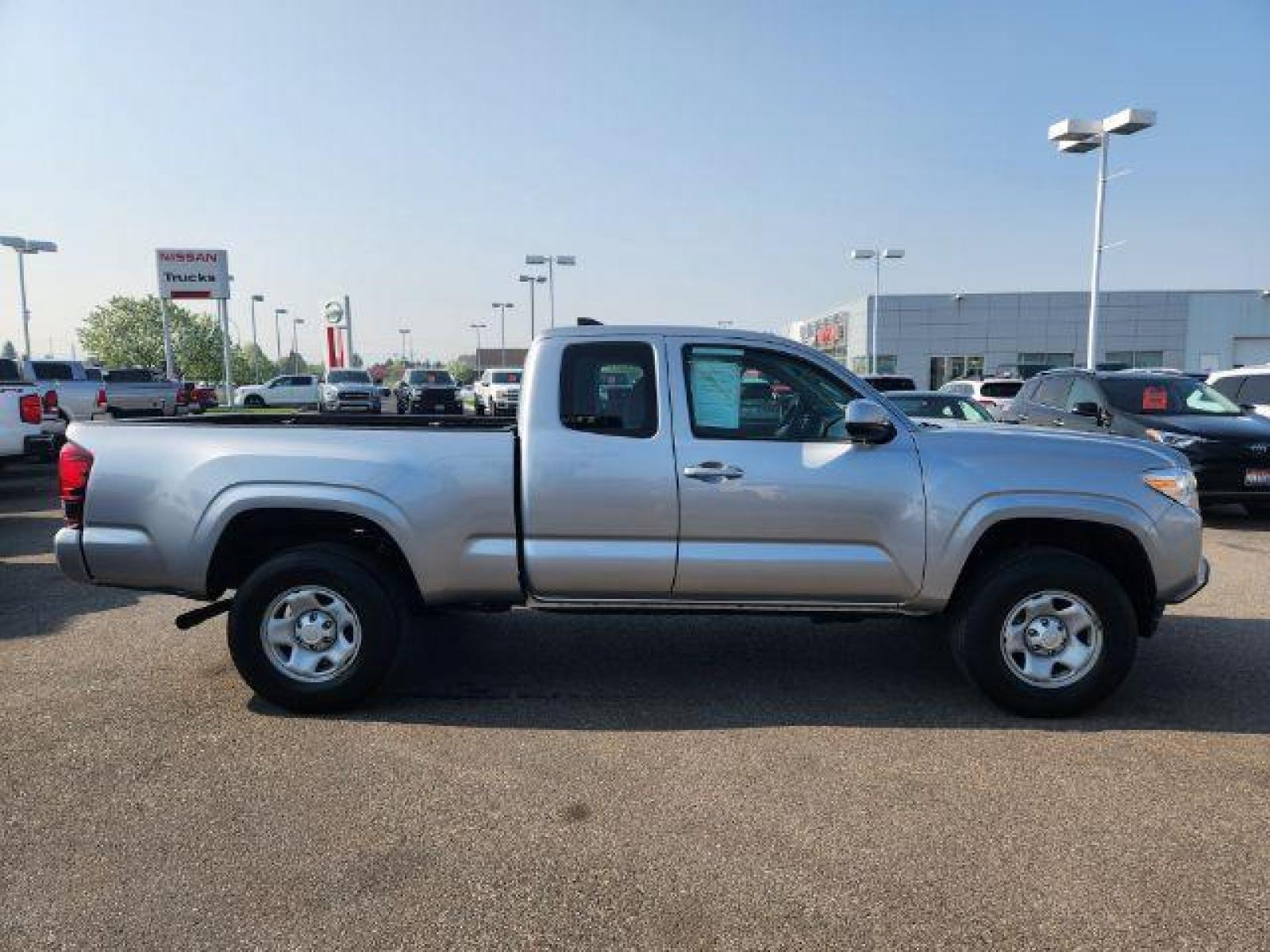 2018 Silver Sky Metallic /SILVER Toyota Tacoma SR5 Access Cab I4 6AT 4WD (5TFSX5EN9JX) with an 2.7L L4 DOHC 16V engine, 6-Speed Automatic transmission, located at 1235 N Woodruff Ave., Idaho Falls, 83401, (208) 523-1053, 43.507172, -112.000488 - The Toyota Tacoma is one of the most sought after and iconic vehicles ever manufactured and it's for many reasons! These mid-sized pickups have the versatility to hit the highways, the city streets, and most importantly, the smaller trails off road! It has the size and fuel efficiency of a smaller S - Photo #7