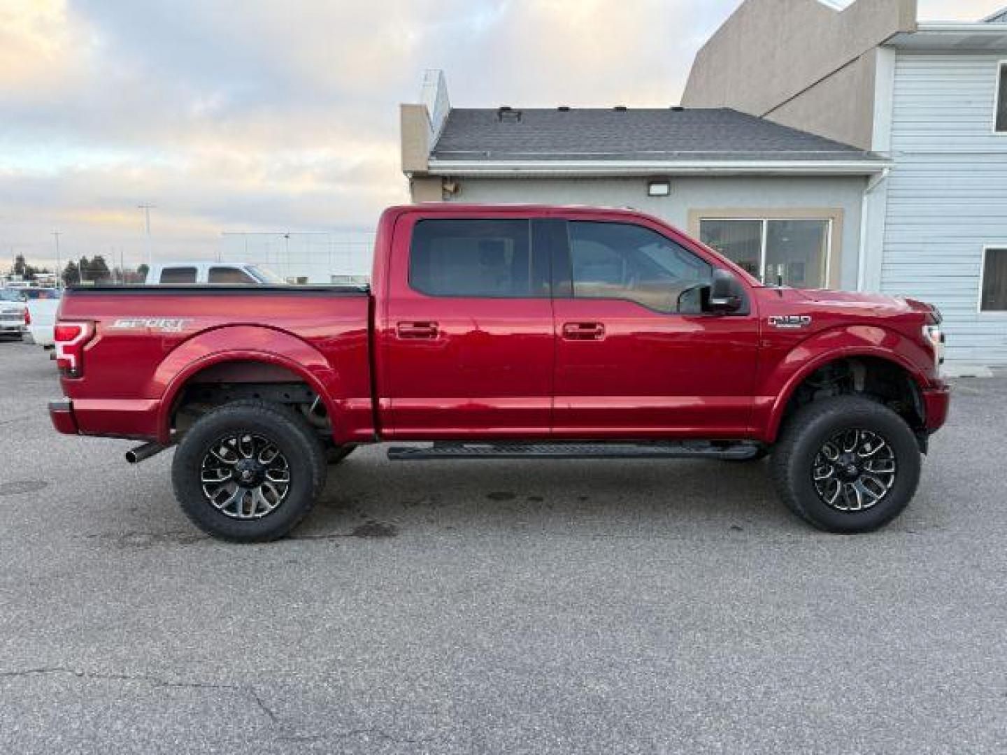 2018 RED /Black, premium cloth Ford F-150 (1FTEW1EP3JF) with an 27L V6 DOHC 24V engine, Automatic transmission, located at 1175 N Woodruff Ave, Idaho Falls, ID, 83401, 43.506901, -111.999657 - At Timberline Auto, finding a great deal on your next vehicle is always easy! Our experienced sales staff's goal is to help find you the right vehicle at the right price! Our knowledgeable finance department has options for almost any credit score. We offer extended service contract options to prote - Photo#31