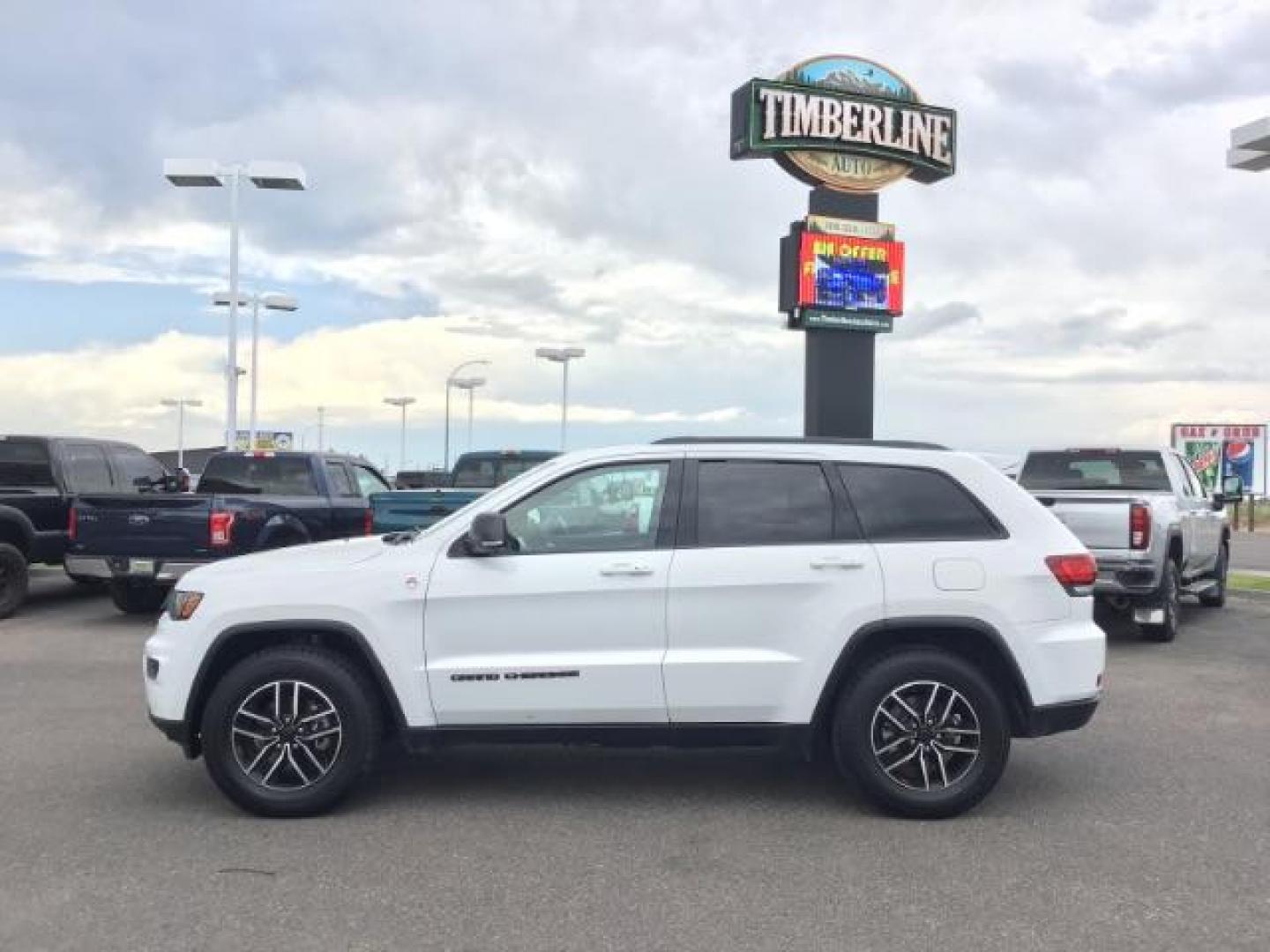2020 Bright White Clear Coat /Black/Ruby Red, leather Jeep Grand Cherokee Trailhawk 4WD (1C4RJFLG5LC) with an 3.6L V6 DOHC 24V engine, 8-Speed Automatic transmission, located at 1235 N Woodruff Ave., Idaho Falls, 83401, (208) 523-1053, 43.507172, -112.000488 - Photo#1