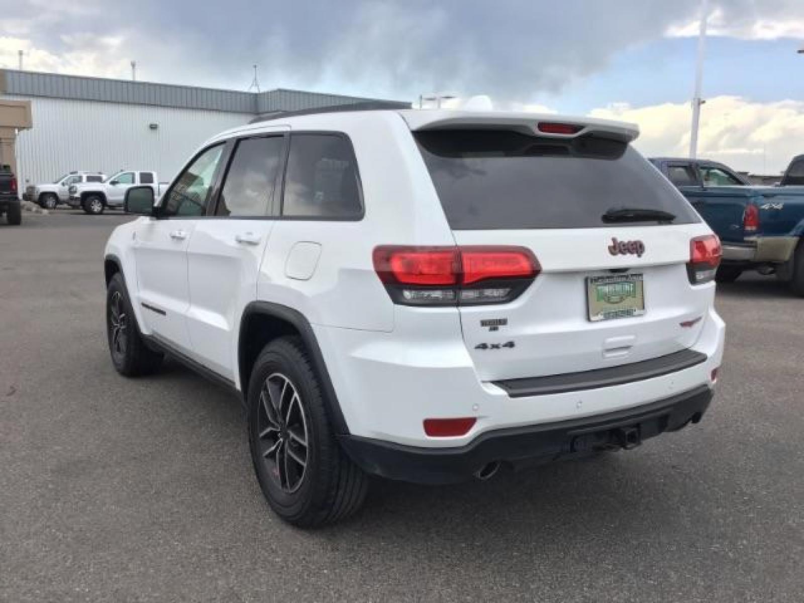 2020 Bright White Clear Coat /Black/Ruby Red, leather Jeep Grand Cherokee Trailhawk 4WD (1C4RJFLG5LC) with an 3.6L V6 DOHC 24V engine, 8-Speed Automatic transmission, located at 1235 N Woodruff Ave., Idaho Falls, 83401, (208) 523-1053, 43.507172, -112.000488 - Photo #2