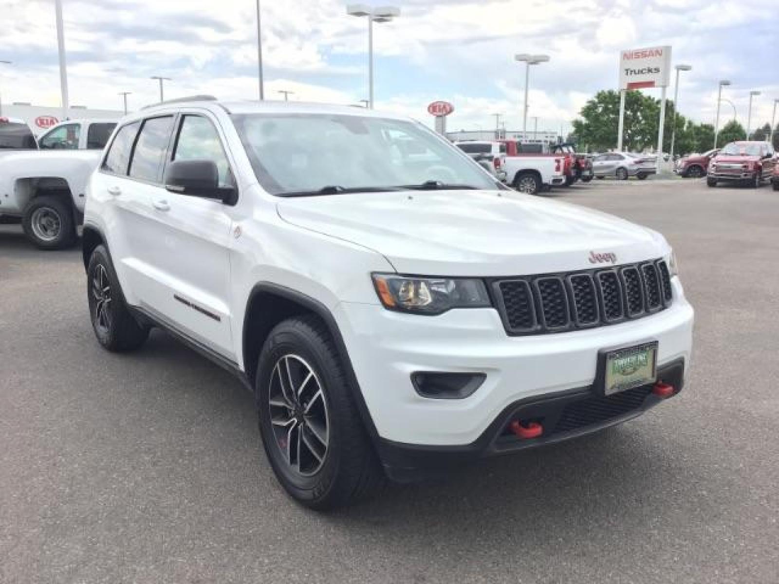 2020 Bright White Clear Coat /Black/Ruby Red, leather Jeep Grand Cherokee Trailhawk 4WD (1C4RJFLG5LC) with an 3.6L V6 DOHC 24V engine, 8-Speed Automatic transmission, located at 1235 N Woodruff Ave., Idaho Falls, 83401, (208) 523-1053, 43.507172, -112.000488 - Photo #6