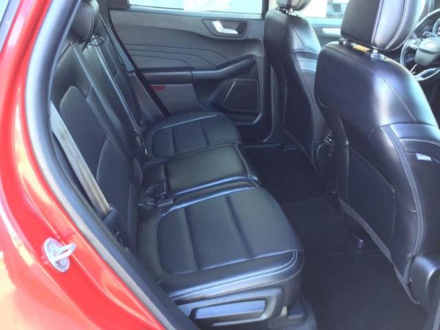 2021 Rapid Red Metallic Tinted Clearcoat /Ebony Ford Escape SEL AWD (1FMCU9H62MU) with an 1.5L L3 engine, 8-Speed Automatic transmission, located at 1235 N Woodruff Ave., Idaho Falls, 83401, (208) 523-1053, 43.507172, -112.000488 - 2021 Ford Escape SEL package with the 1.5L EcoBoost engine, heated seats, remote start, dual moonroof, and so much more! At Timberline Auto it is always easy to find a great deal on your next vehicle! Our experienced sales staff can help find the right vehicle that will fit your needs. Our knowled - Photo#18