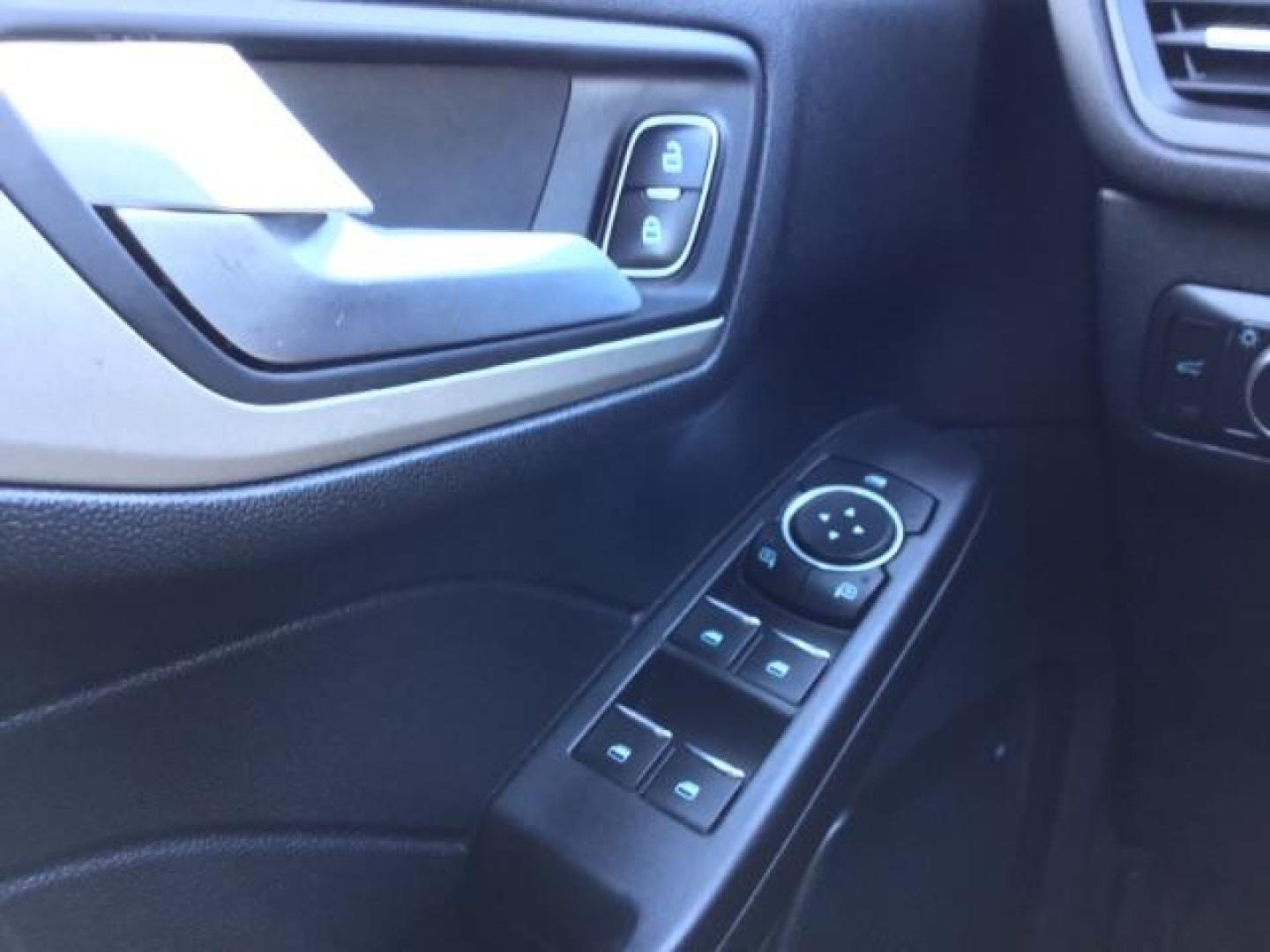 2021 Rapid Red Metallic Tinted Clearcoat /Ebony Ford Escape SEL AWD (1FMCU9H62MU) with an 1.5L L3 engine, 8-Speed Automatic transmission, located at 1235 N Woodruff Ave., Idaho Falls, 83401, (208) 523-1053, 43.507172, -112.000488 - 2021 Ford Escape SEL package with the 1.5L EcoBoost engine, heated seats, remote start, dual moonroof, and so much more! At Timberline Auto it is always easy to find a great deal on your next vehicle! Our experienced sales staff can help find the right vehicle that will fit your needs. Our knowled - Photo#37