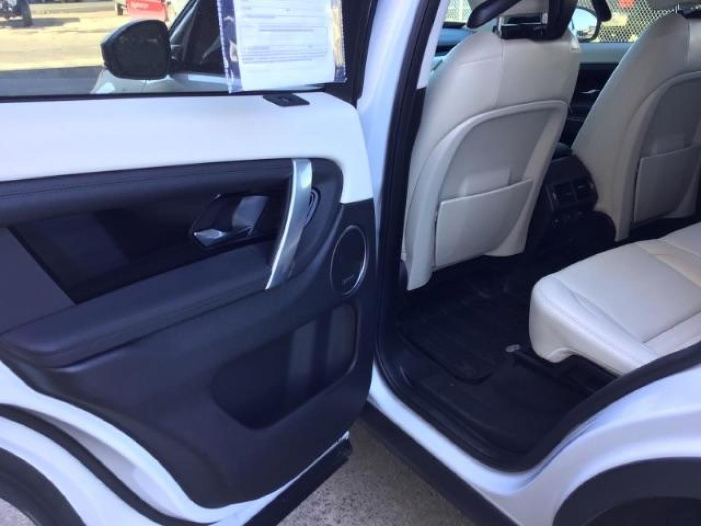2020 Fuji White /Light Oyster, leather Land Rover Discovery Sport S (SALCJ2FX1LH) with an 2.0L L4 DOHC 16V engine, 9-Speed Automatic transmission, located at 1235 N Woodruff Ave., Idaho Falls, 83401, (208) 523-1053, 43.507172, -112.000488 - Photo#13