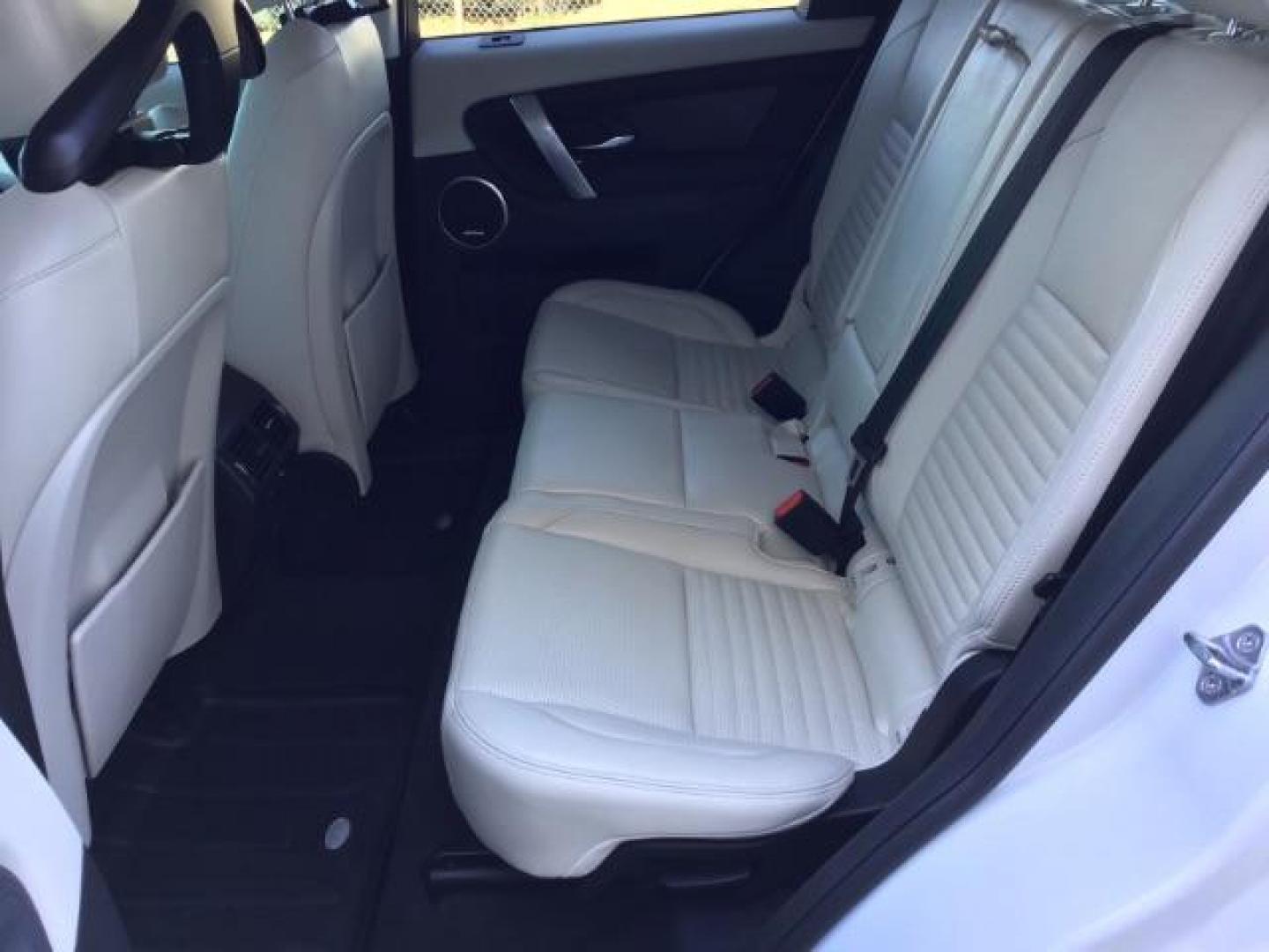 2020 Fuji White /Light Oyster, leather Land Rover Discovery Sport S (SALCJ2FX1LH) with an 2.0L L4 DOHC 16V engine, 9-Speed Automatic transmission, located at 1235 N Woodruff Ave., Idaho Falls, 83401, (208) 523-1053, 43.507172, -112.000488 - Photo#14