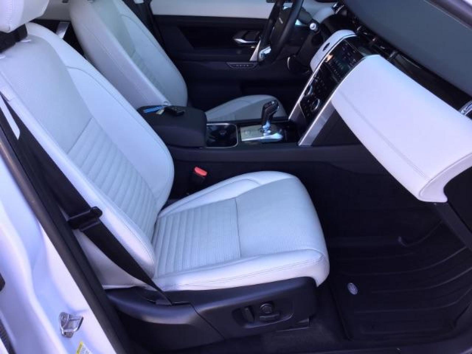 2020 Fuji White /Light Oyster, leather Land Rover Discovery Sport S (SALCJ2FX1LH) with an 2.0L L4 DOHC 16V engine, 9-Speed Automatic transmission, located at 1235 N Woodruff Ave., Idaho Falls, 83401, (208) 523-1053, 43.507172, -112.000488 - Photo #21