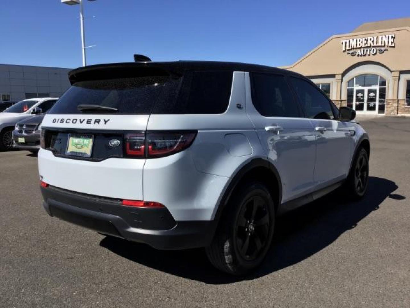 2020 Fuji White /Light Oyster, leather Land Rover Discovery Sport S (SALCJ2FX1LH) with an 2.0L L4 DOHC 16V engine, 9-Speed Automatic transmission, located at 1235 N Woodruff Ave., Idaho Falls, 83401, (208) 523-1053, 43.507172, -112.000488 - Photo#5