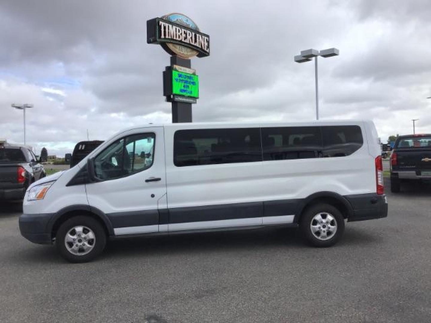 2018 WHITE /XL Ford Transit 350 Wagon Low Roof XL w/Sliding Pass. 148-in. WB (1FBZX2YG2JK) with an 3.5L V6 DOHC 24V engine, 6-Speed Automatic transmission, located at 1235 N Woodruff Ave., Idaho Falls, 83401, (208) 523-1053, 43.507172, -112.000488 - Photo#1