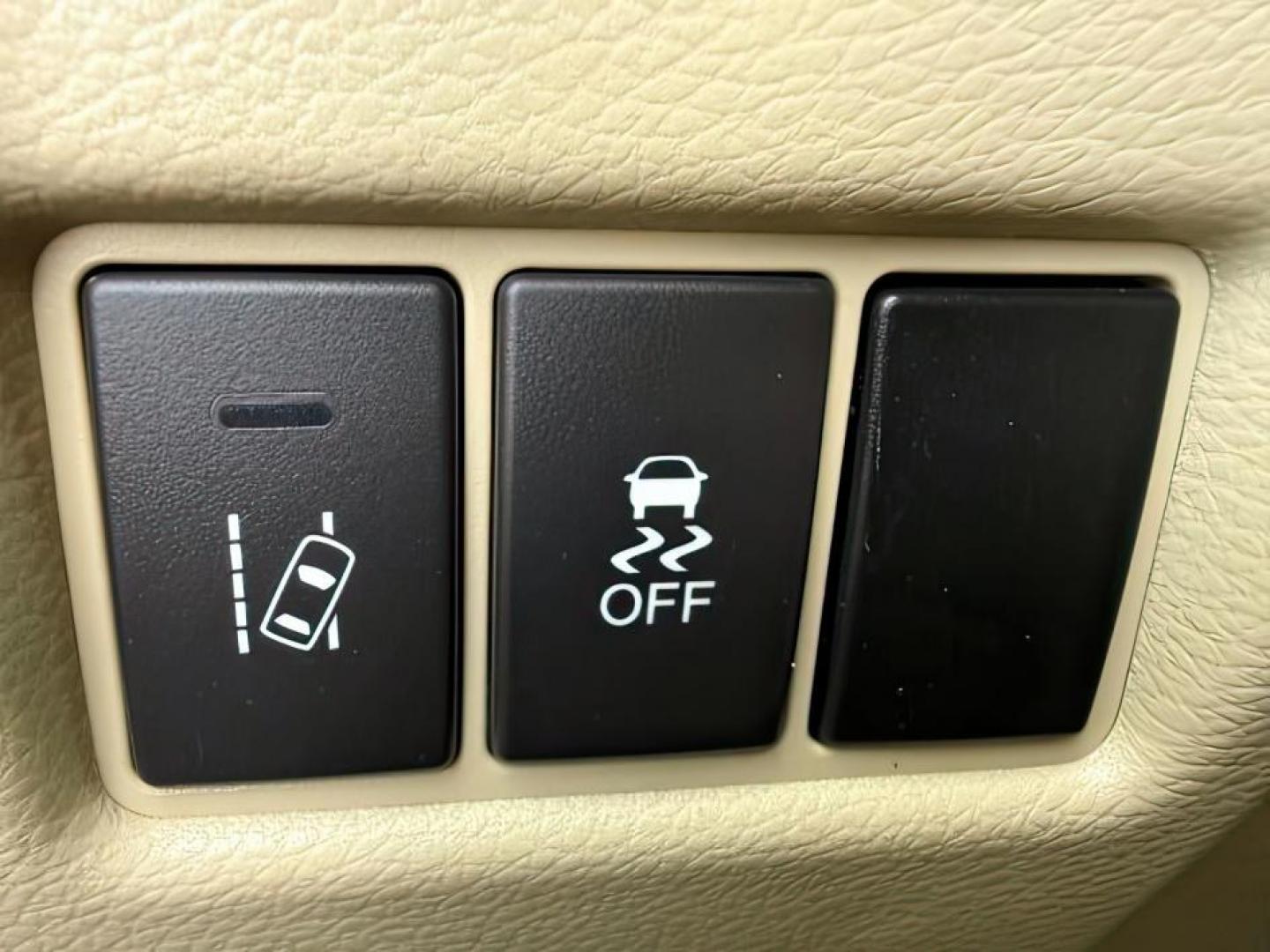 2016 WHITE /SH AWD Acura MDX (5FRYD4H4XGB) with an 35L V6 SOHC 24V engine, Automatic transmission, located at 1175 N Woodruff Ave, Idaho Falls, ID, 83401, 43.506901, -111.999657 - At Timberline Auto, finding a great deal on your next vehicle is always easy! Our experienced sales staff's goal is to help find you the right vehicle at the right price! Our knowledgeable finance department has options for almost any credit score. We offer extended service contract options to prote - Photo#25