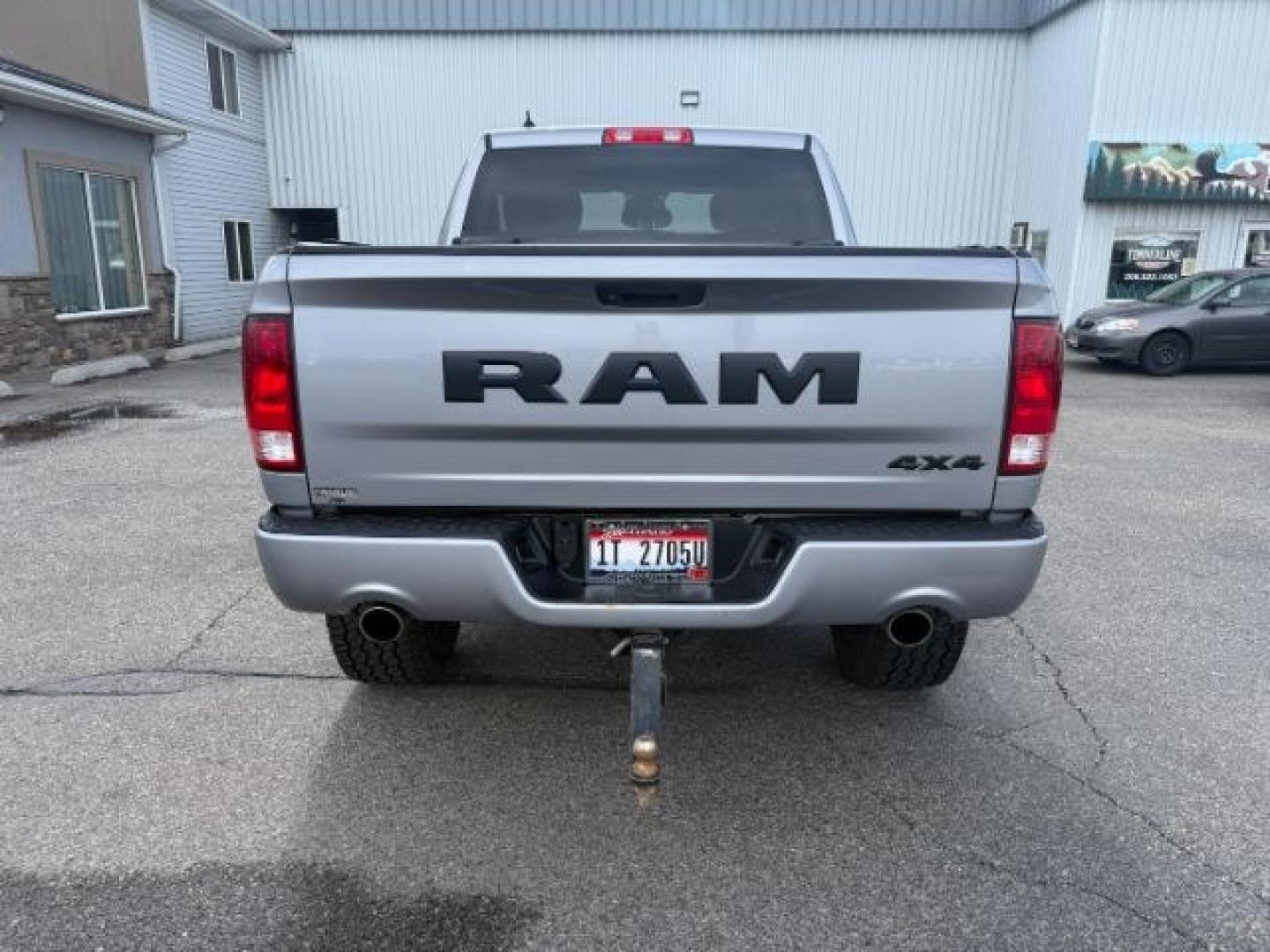 2019 SILVER /Black/Diesel Gray, cloth RAM 1500 Classic Tradesman Crew Cab SWB 4WD (1C6RR7KT1KS) with an 5.7L V8 OHV 16V engine, 8-Speed Automatic transmission, located at 1235 N Woodruff Ave., Idaho Falls, 83401, (208) 523-1053, 43.507172, -112.000488 - At Timberline Auto, finding a great deal on your next vehicle is always easy! Our experienced sales staff goal is to help find you the right vehicle at the right price! Our knowledgeable finance department has options for almost any credit score. We offer extended service contract options to prot - Photo#4