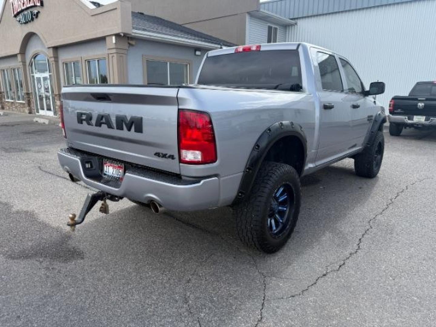 2019 SILVER /Black/Diesel Gray, cloth RAM 1500 Classic Tradesman Crew Cab SWB 4WD (1C6RR7KT1KS) with an 5.7L V8 OHV 16V engine, 8-Speed Automatic transmission, located at 1235 N Woodruff Ave., Idaho Falls, 83401, (208) 523-1053, 43.507172, -112.000488 - At Timberline Auto, finding a great deal on your next vehicle is always easy! Our experienced sales staff goal is to help find you the right vehicle at the right price! Our knowledgeable finance department has options for almost any credit score. We offer extended service contract options to prot - Photo#7