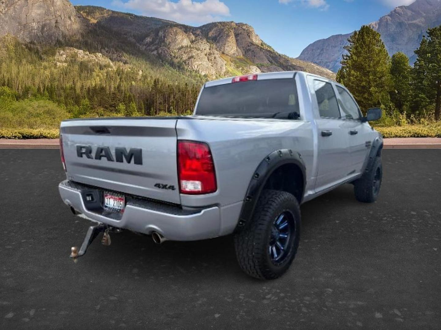 2019 SILVER /Black/Diesel Gray, cloth Ram 1500 Classic (1C6RR7KT1KS) with an 57L V8 OHV 16V engine, Automatic transmission, located at 1175 N Woodruff Ave, Idaho Falls, ID, 83401, 43.506901, -111.999657 - At Timberline Auto, finding a great deal on your next vehicle is always easy! Our experienced sales staff goal is to help find you the right vehicle at the right price! Our knowledgeable finance department has options for almost any credit score. We offer extended service contract options to prot - Photo#6