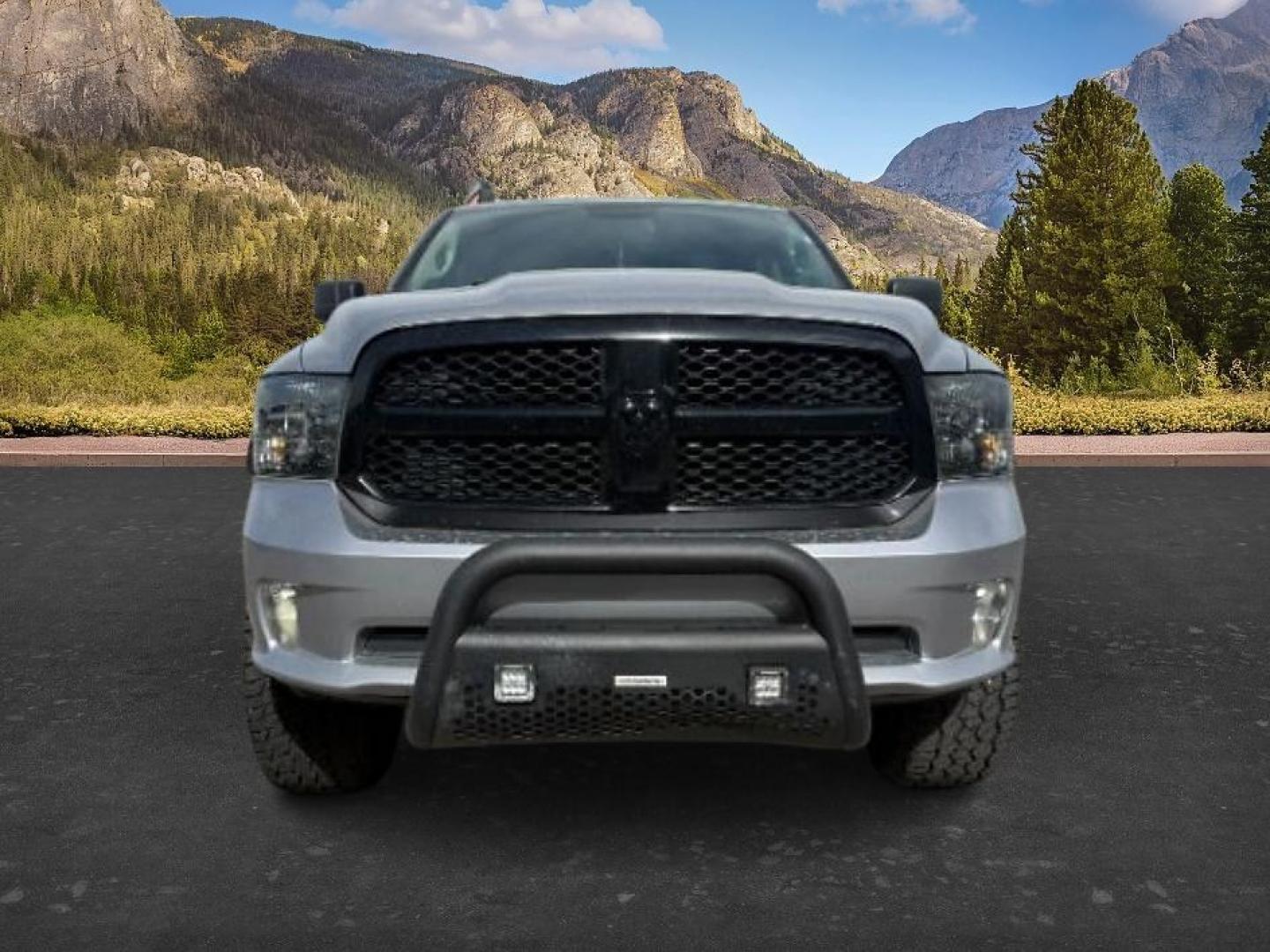 2019 SILVER /Black/Diesel Gray, cloth Ram 1500 Classic (1C6RR7KT1KS) with an 57L V8 OHV 16V engine, Automatic transmission, located at 1175 N Woodruff Ave, Idaho Falls, ID, 83401, 43.506901, -111.999657 - At Timberline Auto, finding a great deal on your next vehicle is always easy! Our experienced sales staff goal is to help find you the right vehicle at the right price! Our knowledgeable finance department has options for almost any credit score. We offer extended service contract options to prot - Photo#9
