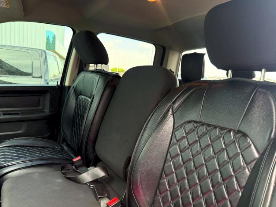 2019 SILVER /Black/Diesel Gray, cloth RAM 1500 Classic Tradesman Crew Cab SWB 4WD (1C6RR7KT1KS) with an 5.7L V8 OHV 16V engine, 8-Speed Automatic transmission, located at 1235 N Woodruff Ave., Idaho Falls, 83401, (208) 523-1053, 43.507172, -112.000488 - This 2019 Ram 1500 Classic delivers proven V8 power, everyday versatility, and the rugged capability drivers expect from a full-size pickup. Equipped with a 5.7L HEMI V8 engine paired to an automatic transmission and 4WD capability, it's built to handle towing, hauling, and all-season driving with c- Photo#21