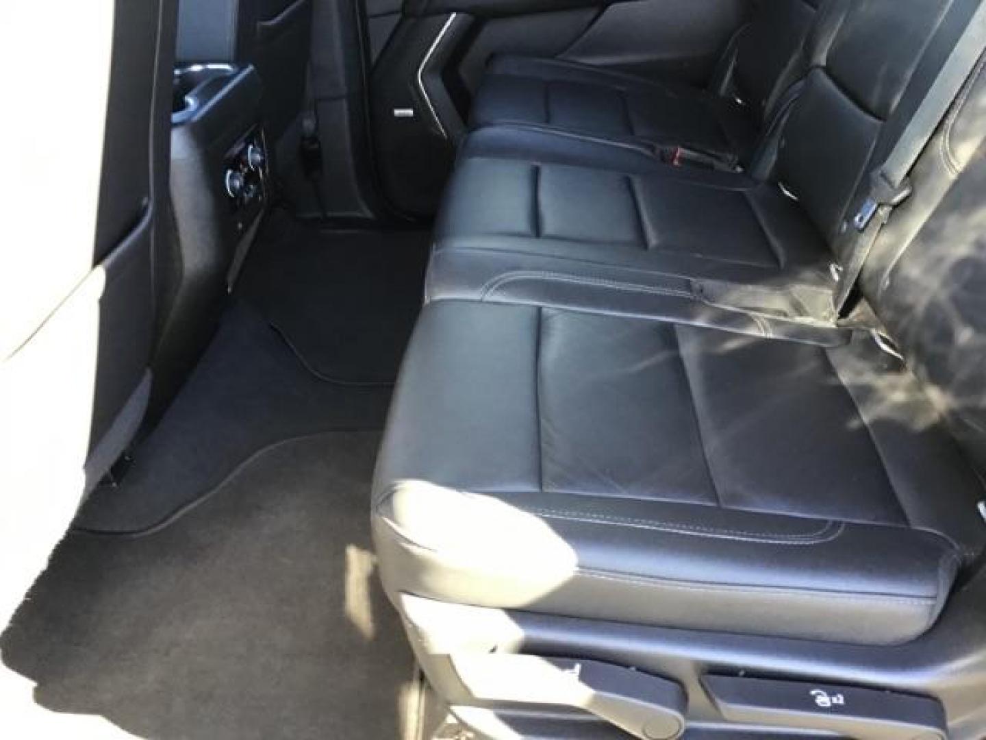 2022 Black /Jet Black Chevrolet Suburban Z71 (1GNSKDKDXNR) with an 5.3L V8 OHV 16V engine, 10-Speed Automatic transmission, located at 1235 N Woodruff Ave., Idaho Falls, 83401, (208) 523-1053, 43.507172, -112.000488 - This 2022 Chevrolet Suburban LT Z71, has the 5.3L V8 motor. It only has 35,683 miles. Comes with leather seats, both fronts seats are powered, heated seats, remote start, back up camera, lane assist, rear climate control, Bose stereo system, Running boards , and it has a towing package. **At Timberl - Photo#17