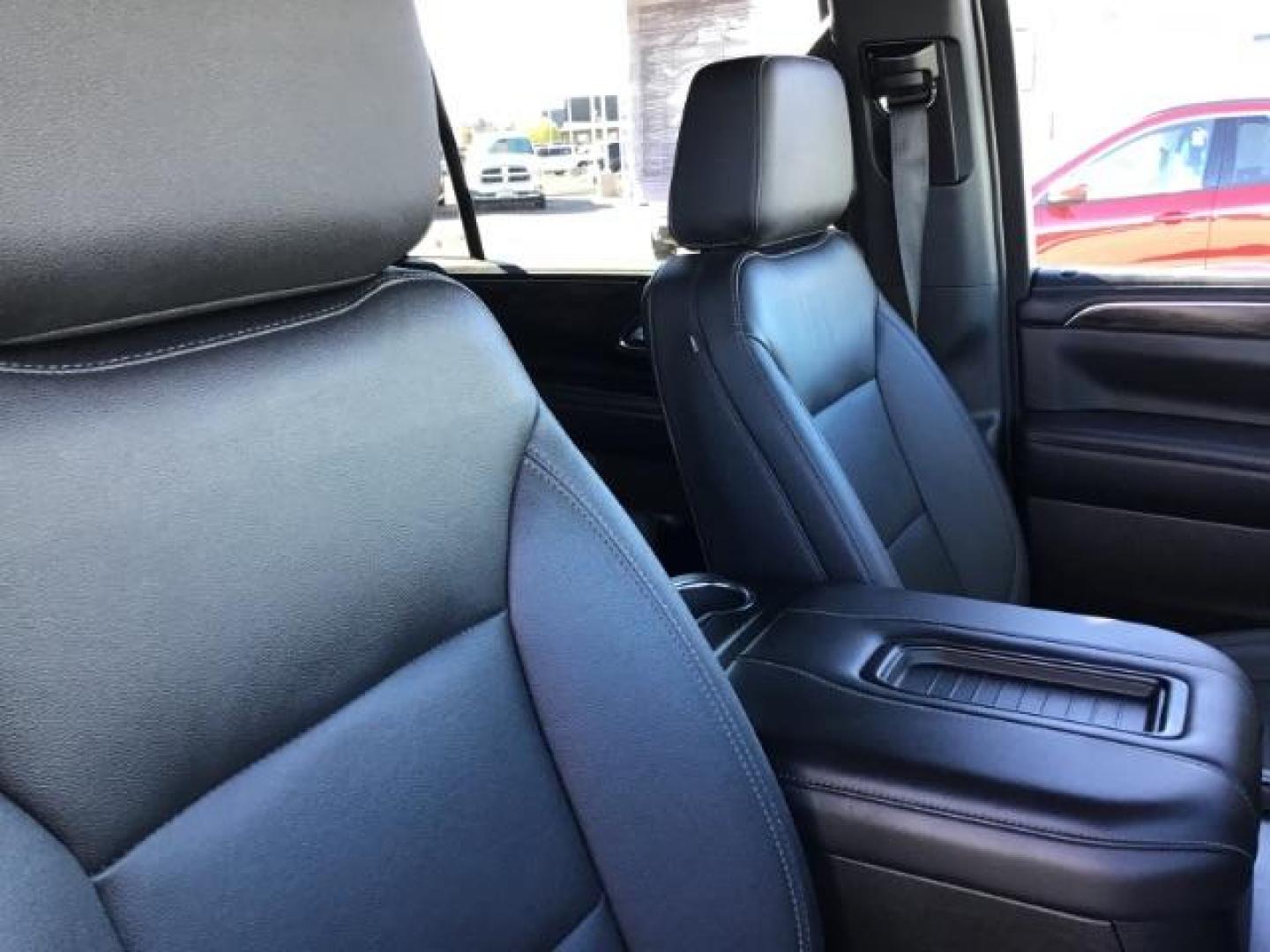 2022 Black /Jet Black Chevrolet Suburban Z71 (1GNSKDKDXNR) with an 5.3L V8 OHV 16V engine, 10-Speed Automatic transmission, located at 1235 N Woodruff Ave., Idaho Falls, 83401, (208) 523-1053, 43.507172, -112.000488 - This 2022 Chevrolet Suburban LT Z71, has the 5.3L V8 motor. It only has 35,683 miles. Comes with leather seats, both fronts seats are powered, heated seats, remote start, back up camera, lane assist, rear climate control, Bose stereo system, Running boards , and it has a towing package. **At Timberl - Photo#23