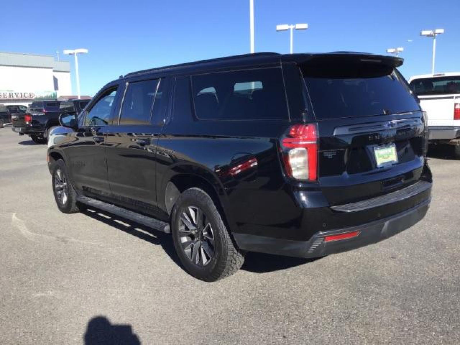 2022 Black /Jet Black Chevrolet Suburban Z71 (1GNSKDKDXNR) with an 5.3L V8 OHV 16V engine, 10-Speed Automatic transmission, located at 1235 N Woodruff Ave., Idaho Falls, 83401, (208) 523-1053, 43.507172, -112.000488 - This 2022 Chevrolet Suburban LT Z71, has the 5.3L V8 motor. It only has 35,683 miles. Comes with leather seats, both fronts seats are powered, heated seats, remote start, back up camera, lane assist, rear climate control, Bose stereo system, Running boards , and it has a towing package. At Timberlin - Photo #2